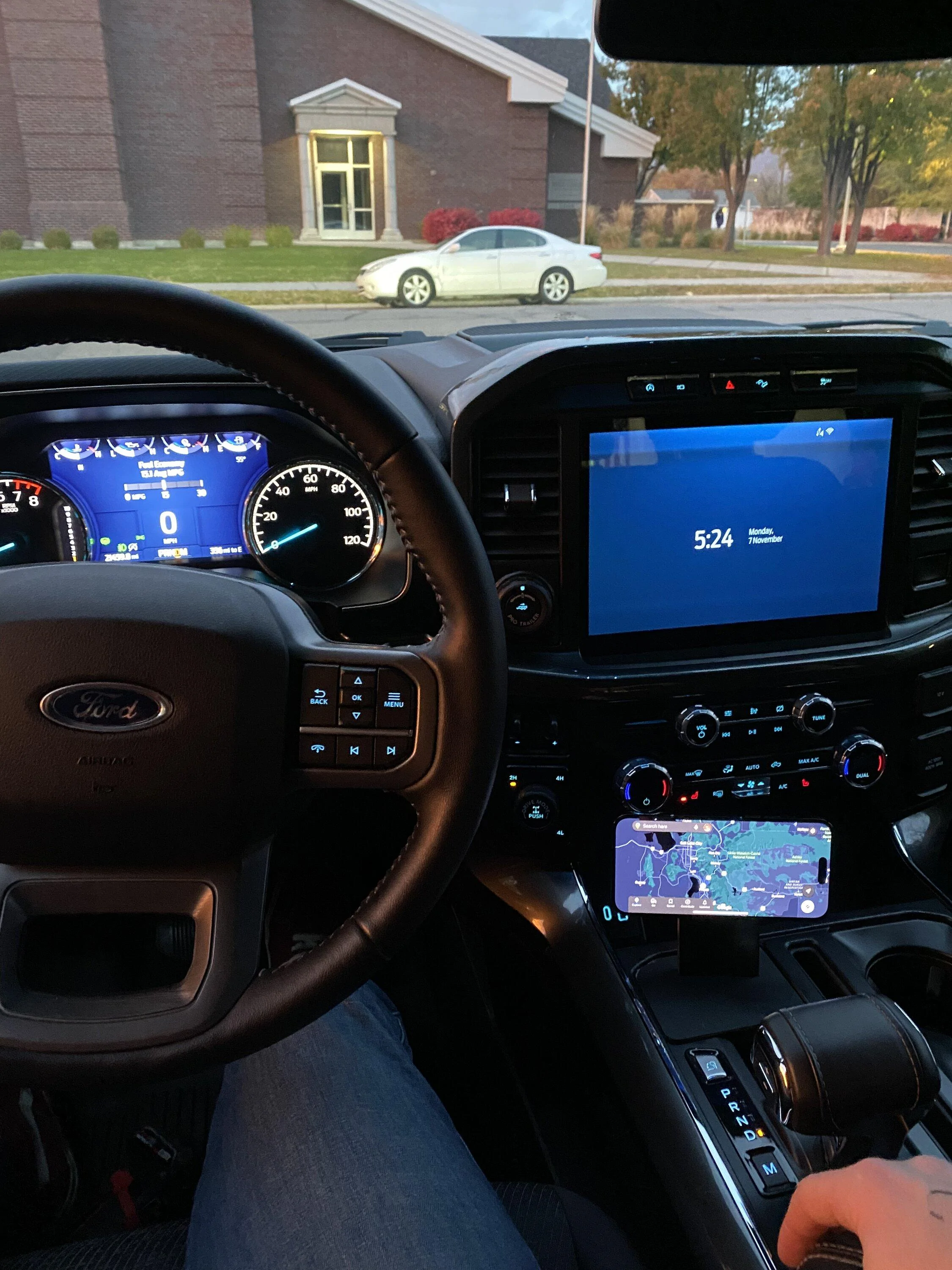 Ford F-150 Shifter Recess Phone Mount 95AB2F84-1C73-4619-8D18-B5B5BB433CC4