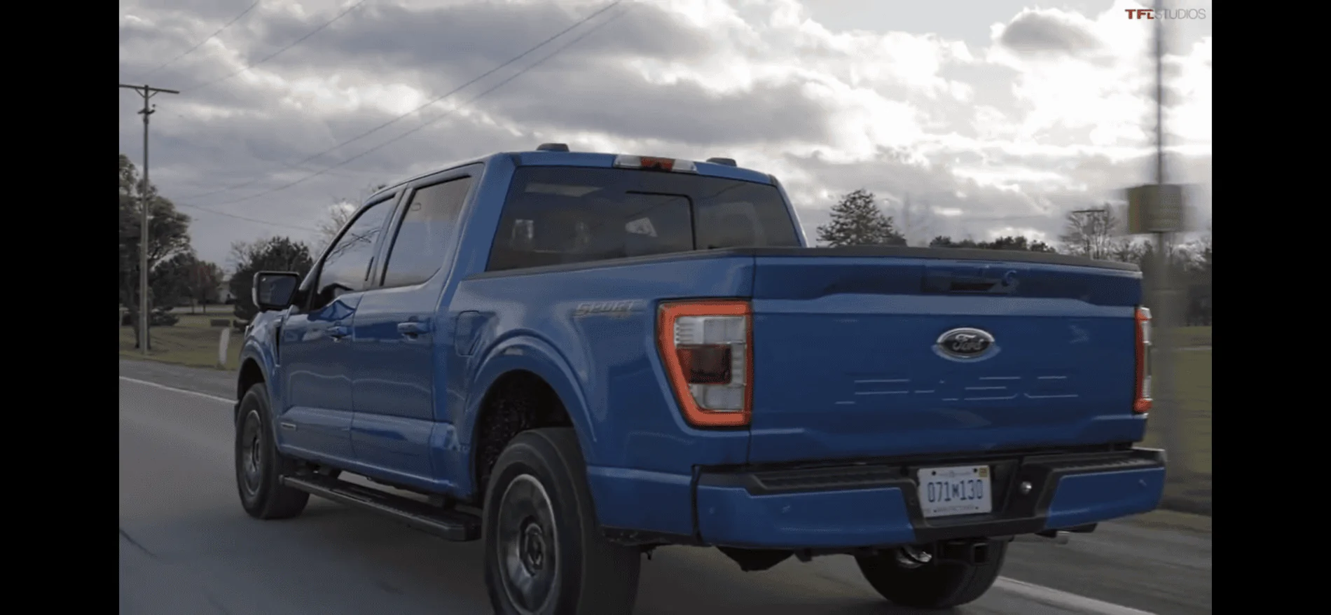 Ford F-150 VELOCITY BLUE F-150 (2021+) Club 9A7A65B8-2F80-4F9B-9472-0B9C2B6BB522