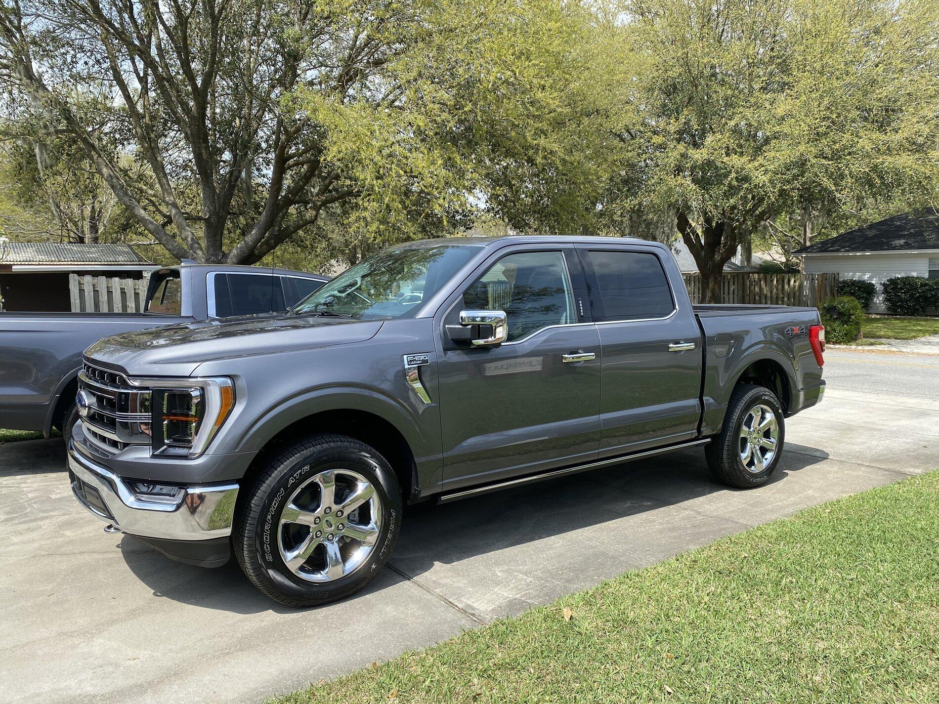 Ford F-150 ? F-150 LARIAT Lounge ? 9EB2E4F4-C2A7-4355-870F-9A566FAA68FE