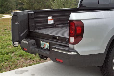Ford F-150 Ford Files Patent For Multifunction Tailgate A167B0B8-8618-4899-81E0-4B191CA3E6B6