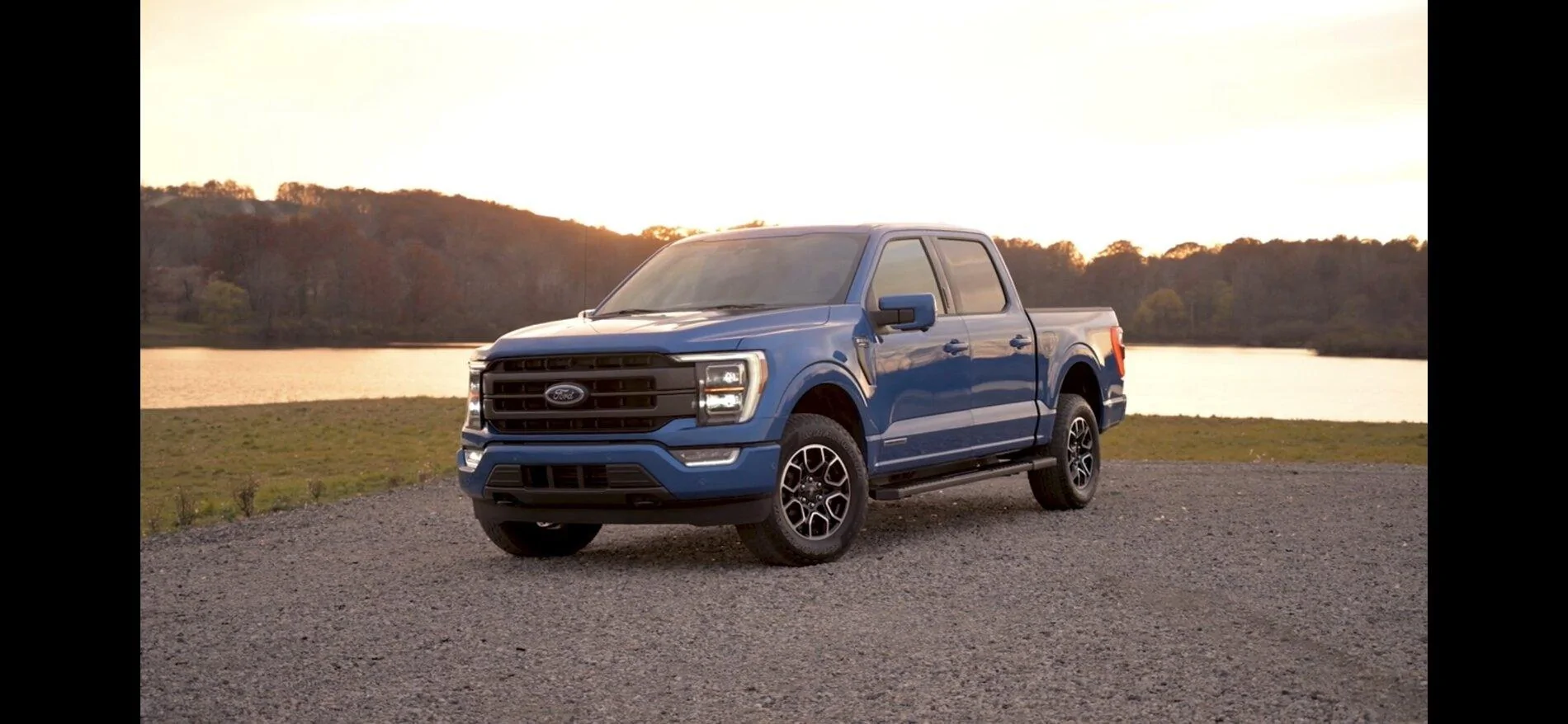 Ford F-150 VELOCITY BLUE F-150 (2021+) Club A2EBC93A-5E0F-459A-806A-0D1B0F1FA7CD