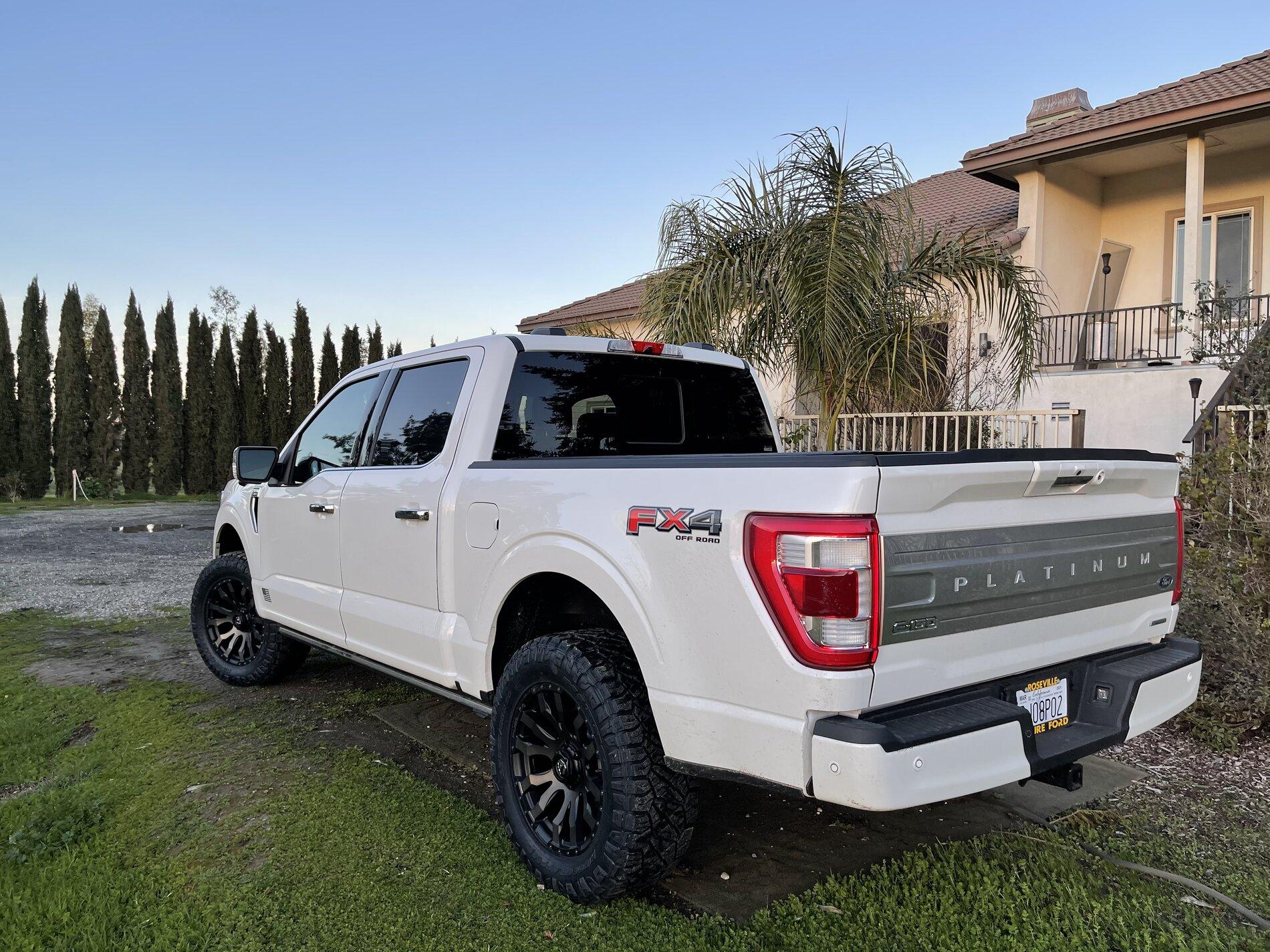 Ford F-150 STAR WHITE F-150 (2021+) Club A60D61E4-957A-4499-AF3A-270CF395A775