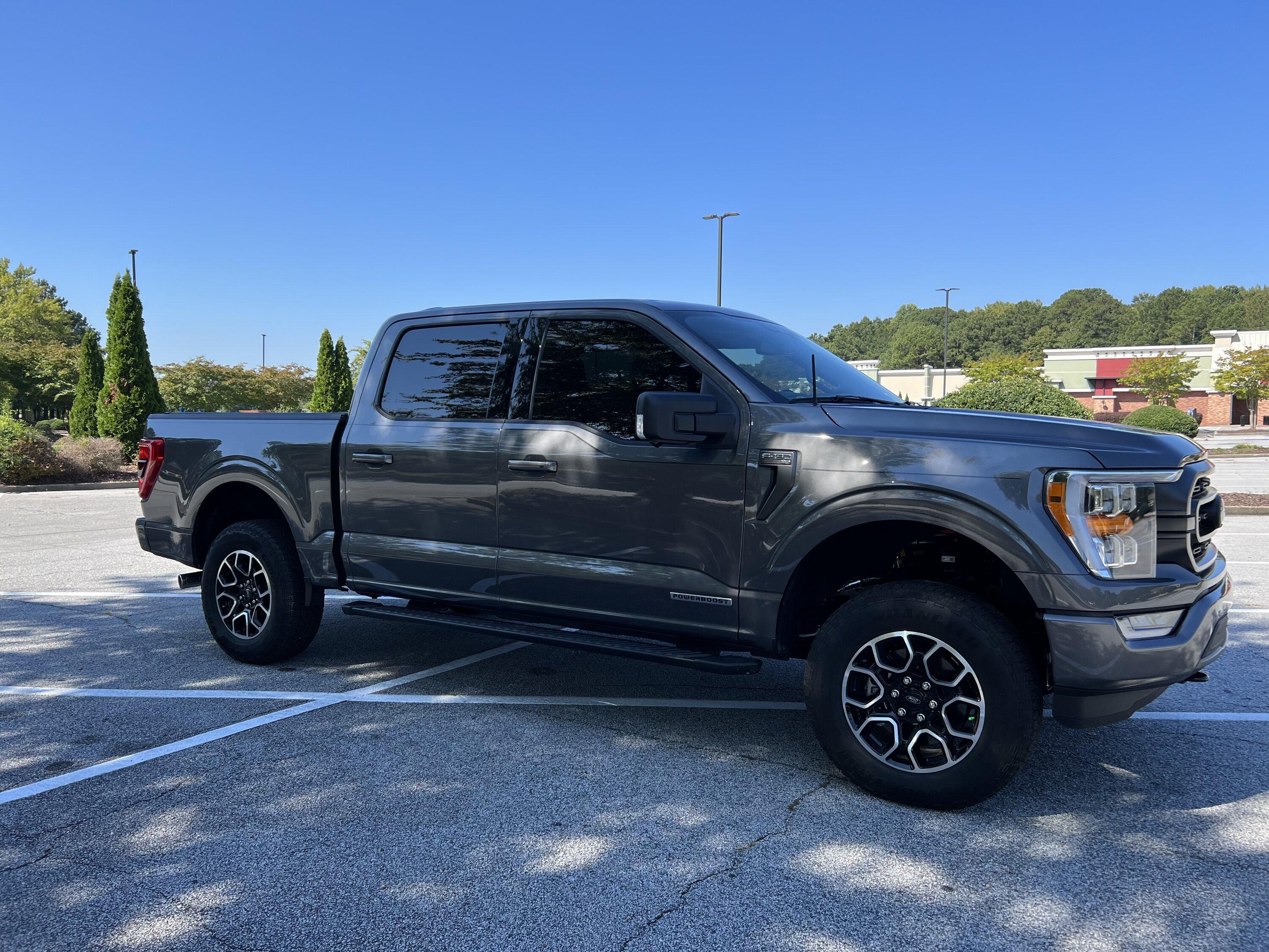 Ford F-150 1.5" Leveling Kit Pics? A671D606-6D96-43E3-925B-3AF70A6FE622