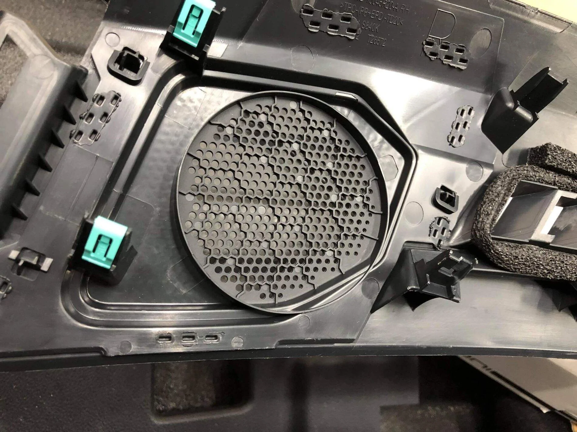 Ford F-150 B&O dash panel for mids A8660A4D-9218-4C78-8AEB-86EC56DE32DA