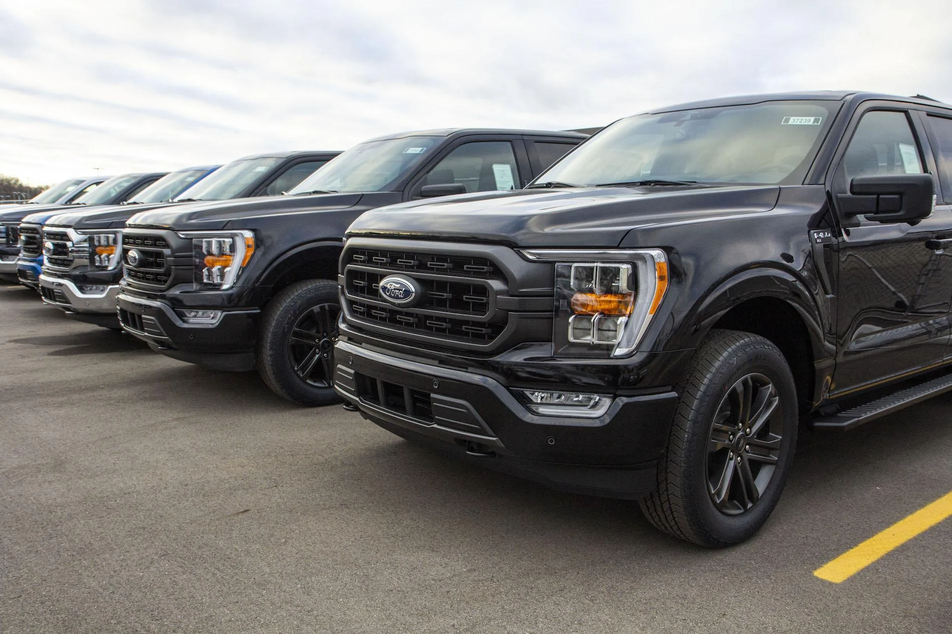 Ford F-150 Dealer, Customer Excitement Builds as All-New F-150 Arrives in Showrooms, Earns Kelley Blue Book Best Buy Award Agate Black 2021 F-150 XLT