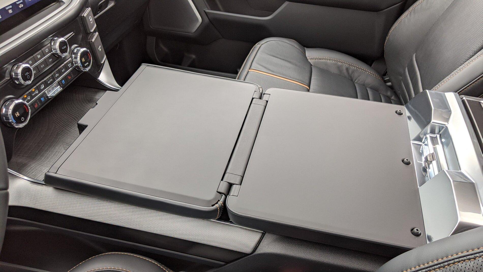 Ford F-150 STAR WHITE F-150 (2021+) Club Attach0-10