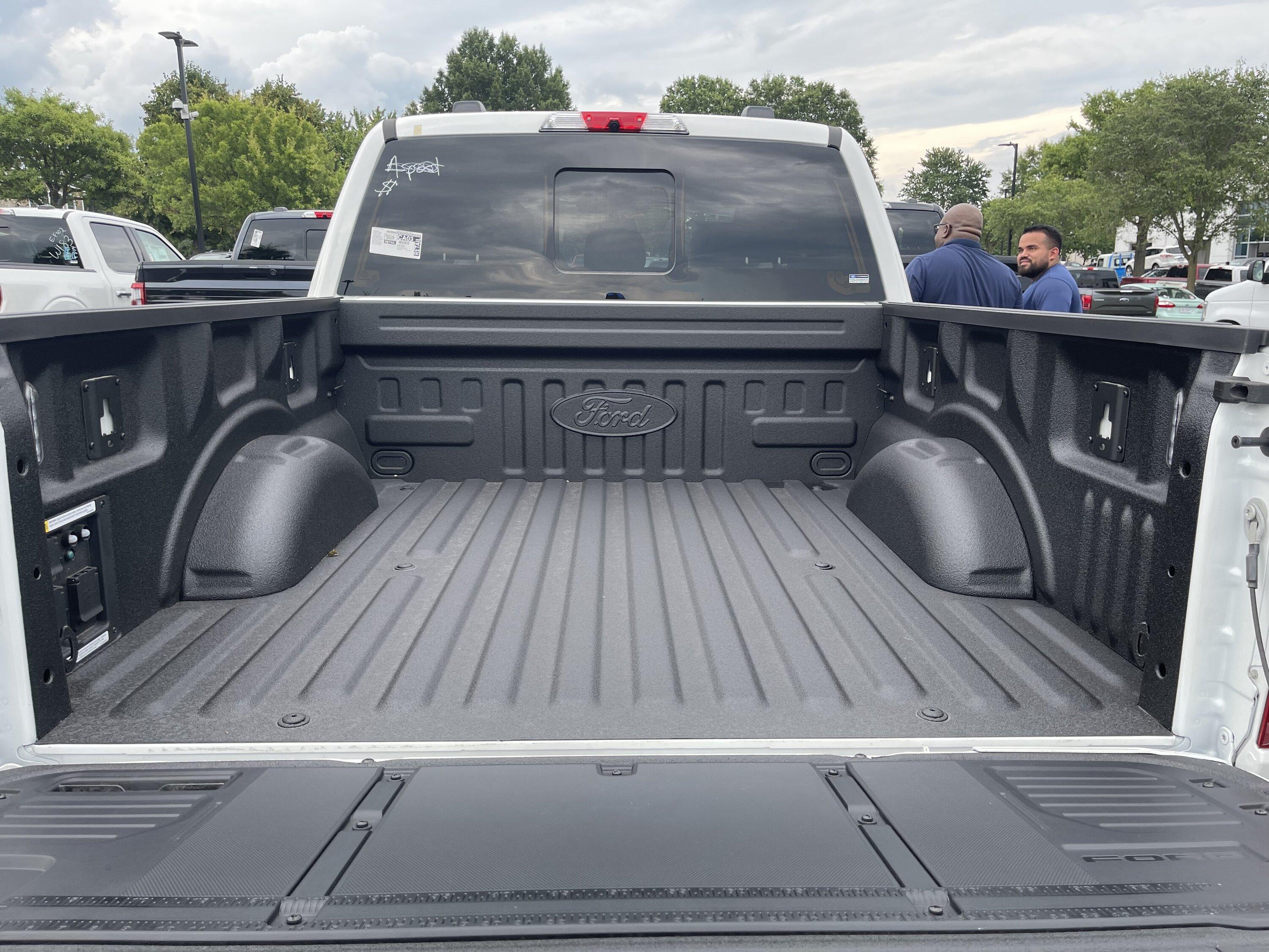 Ford F-150 05/30/2022 Build Week B89CEA67-5099-496E-8189-0B79CEDDD93F