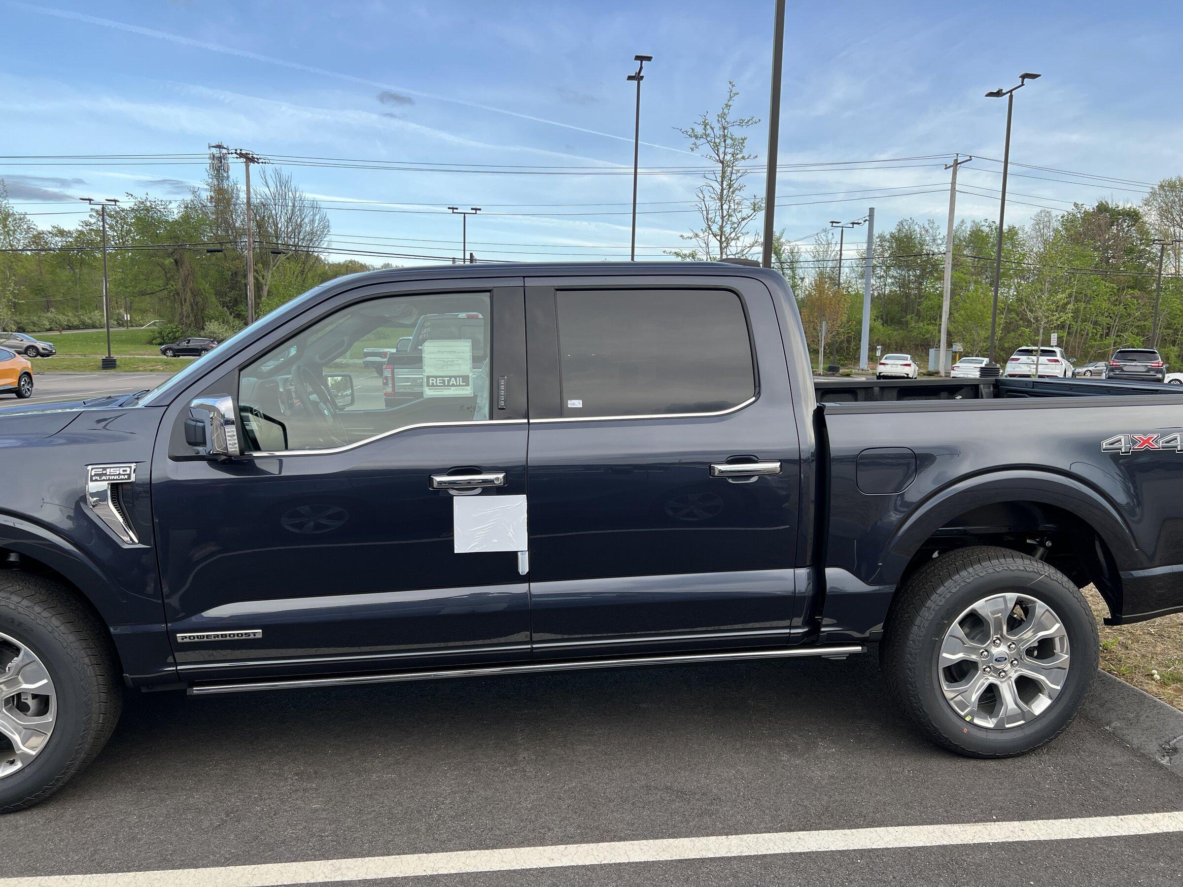 Ford F-150 4/4/22 Build Week Group BB3871A4-765A-46FF-AE13-778E4A158642