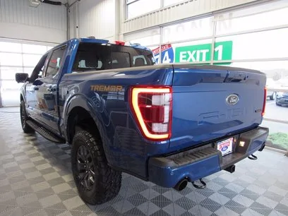 Ford F-150 ATLAS BLUE F-150 (2022+) Club BBD3A440-A8D8-4F1D-86FE-E7DC0DC8240E