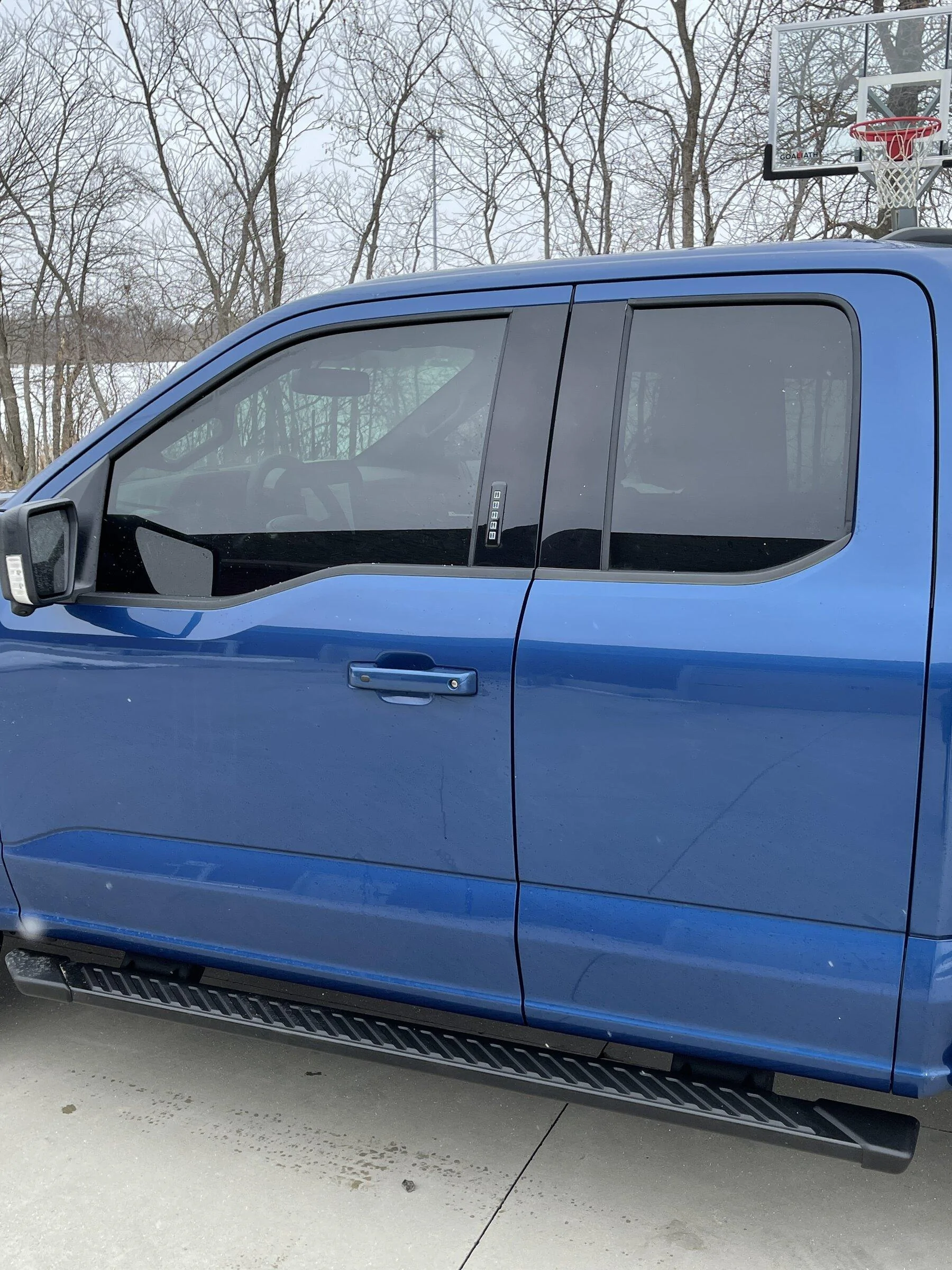 Ford F-150 ATLAS BLUE F-150 (2022+) Club BC8968DC-2BD9-403E-ABB7-94803774707F