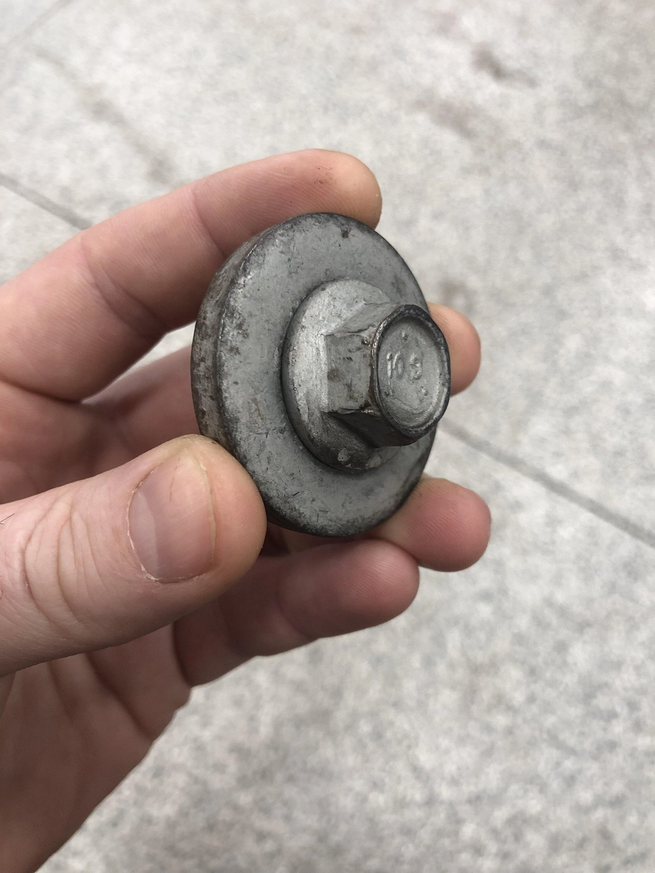 Ford F-150 Looks like another axle bolt shear… BE976D7F-7B69-4D64-B049-2C0BF5CB61F3