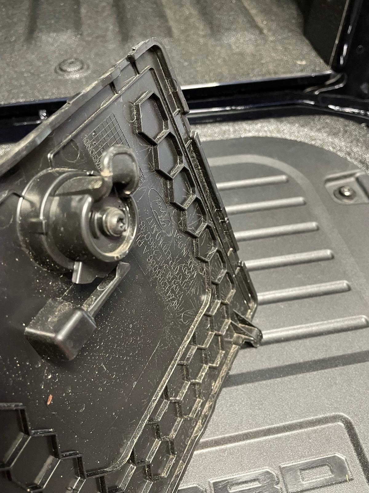 Ford F-150 2024 King Ranch picked up from Granger Ford Bed Storage 5