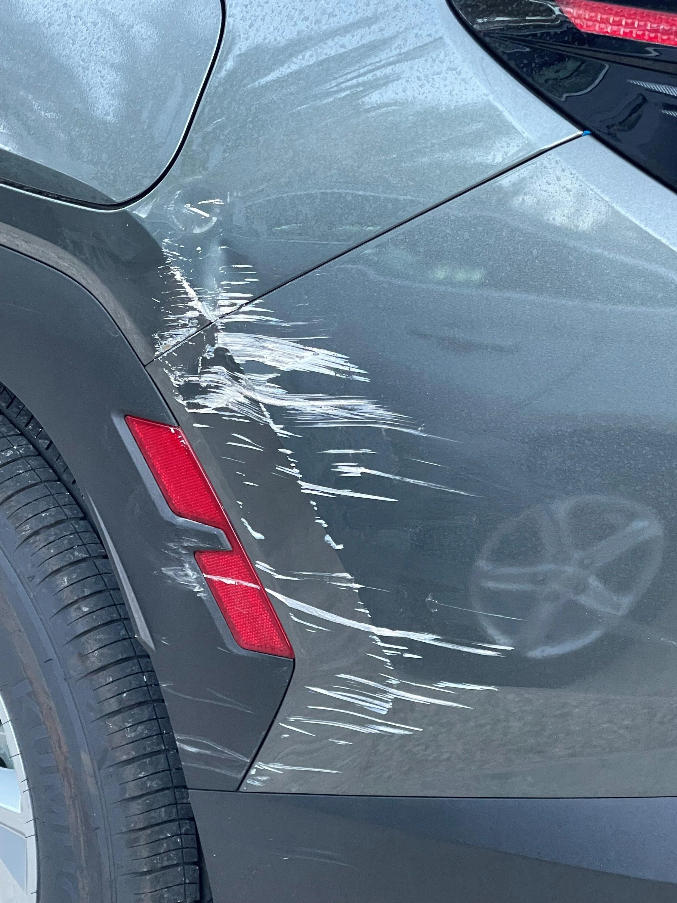 Ford F-150 21 Platinum scuff-mark on tail light Before 2
