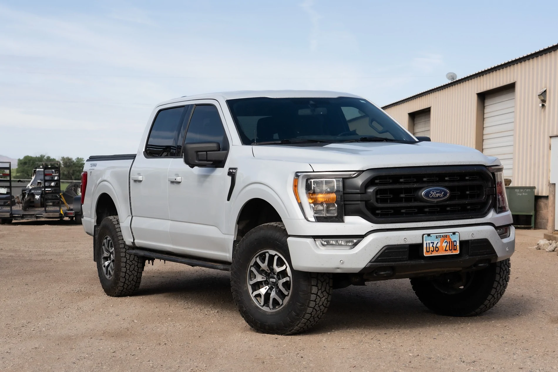 Ford F-150 '21 Space White XLT – Built for thrashing BigYeit-F150-06884