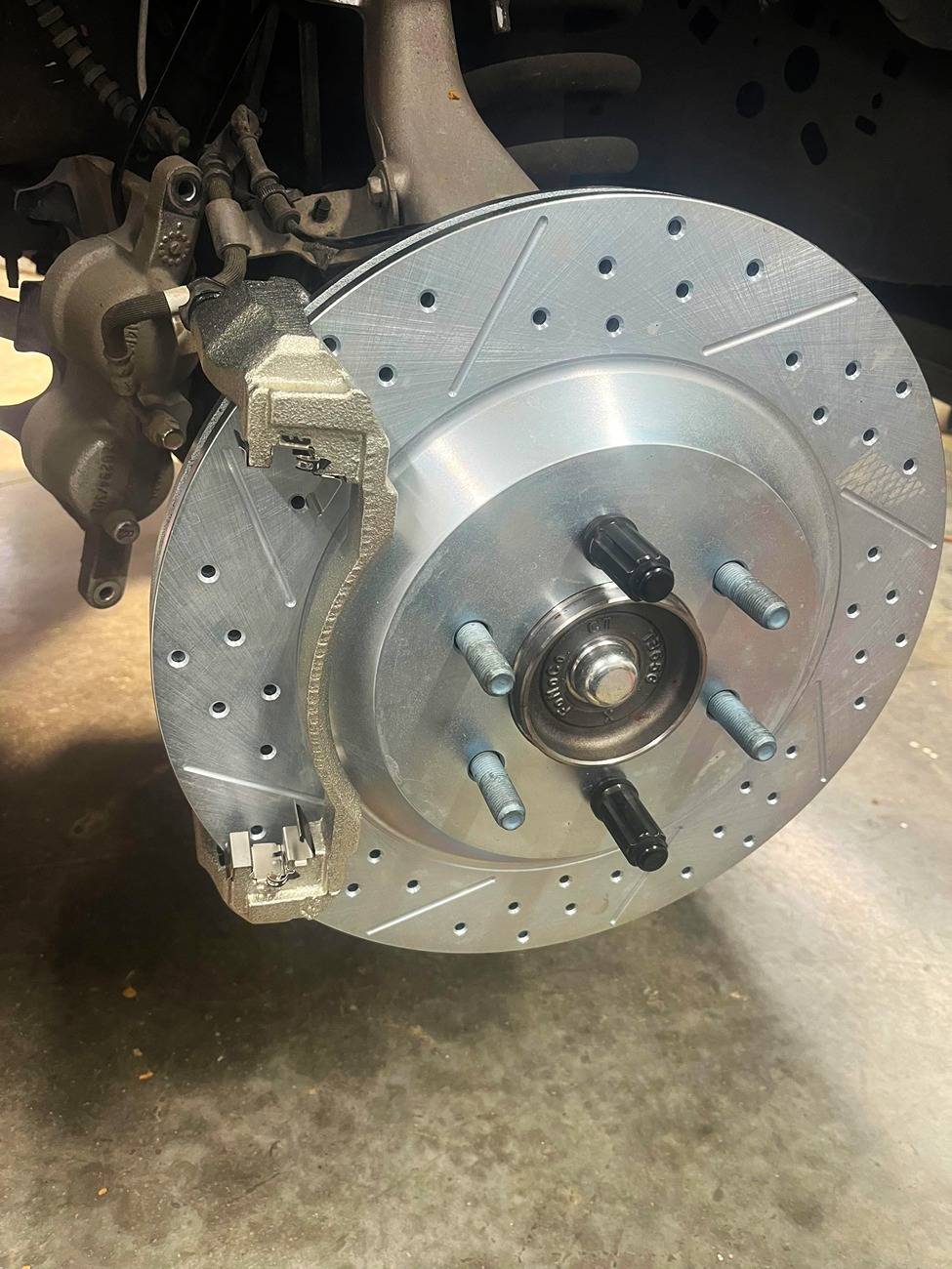 Ford F-150 Baer Brakes Big Claw Performance Rotor Kit - #2261046 bracket-rotor-installed