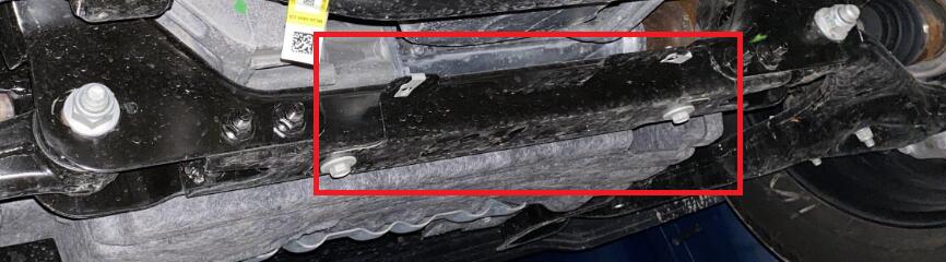 Ford F-150 Factory catalytic converter protection bracket1