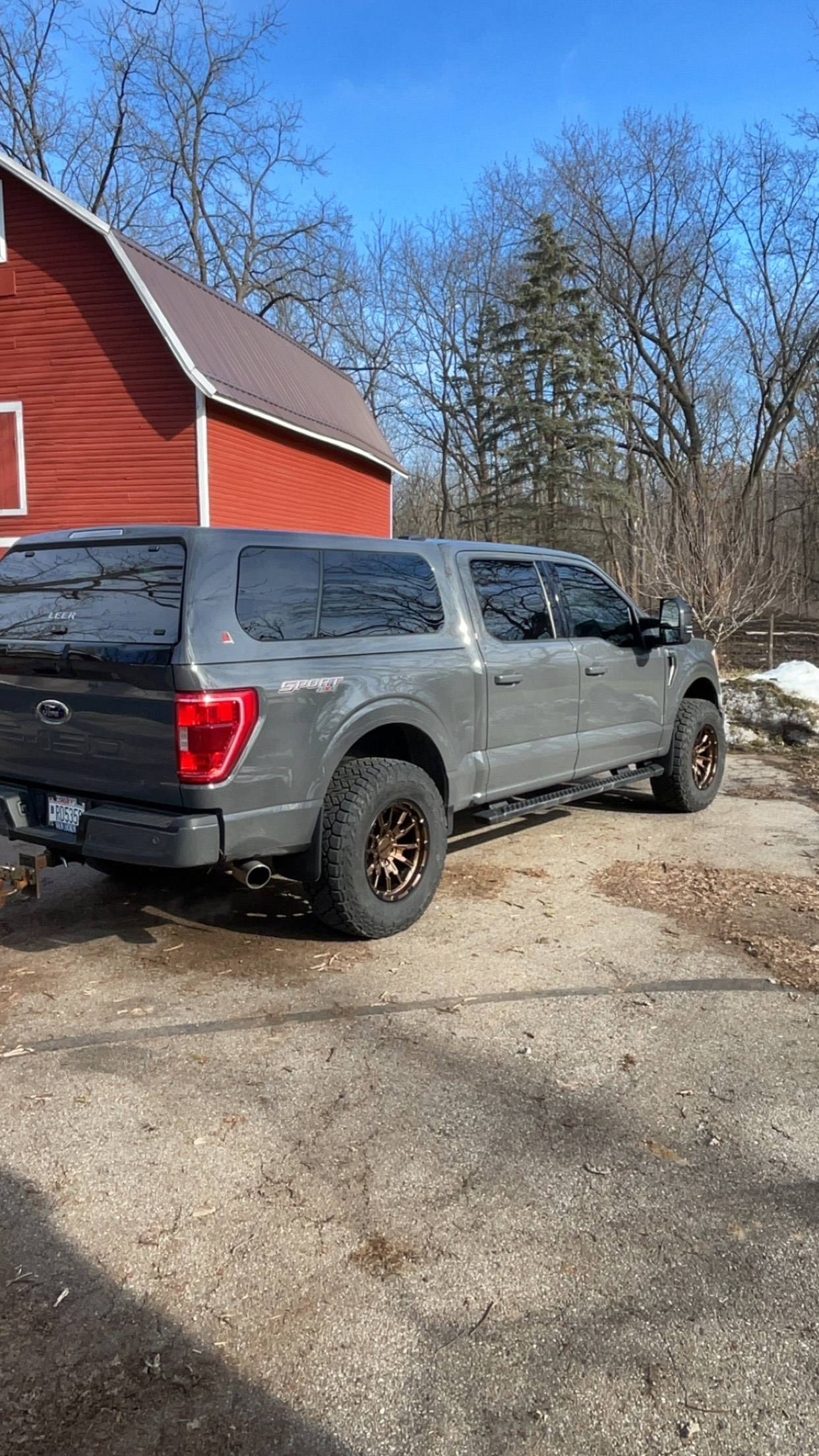 Ford F-150 2021 4X4 CCSB F150 XLT bronze3.JPG