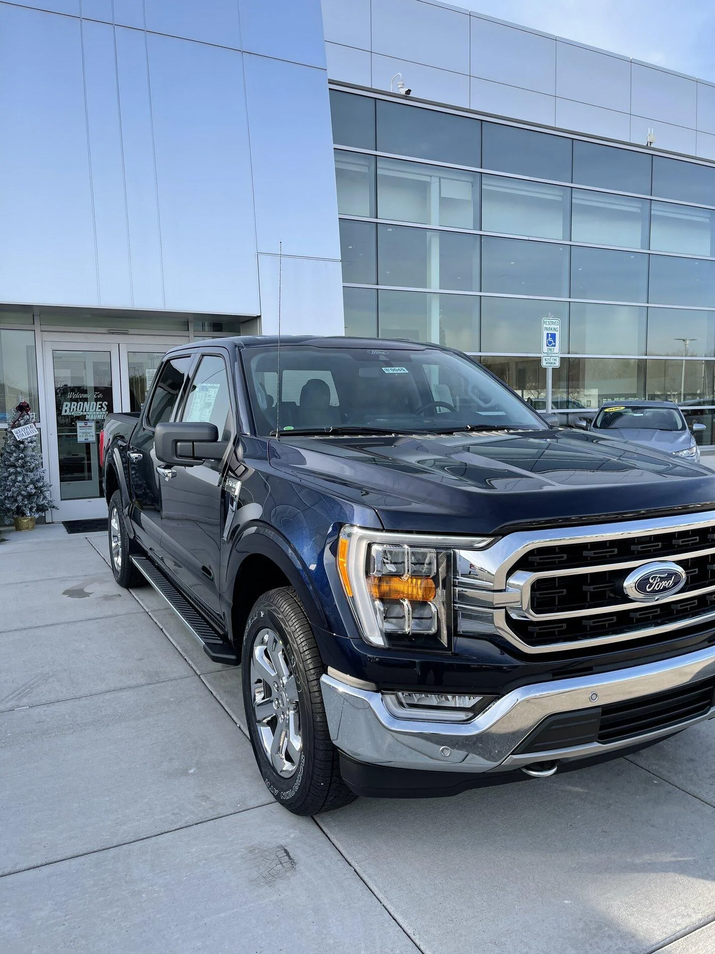 Ford F-150 Antimatter Blue is BLACK C22B0757-8F3C-4864-B343-9E68E921D289