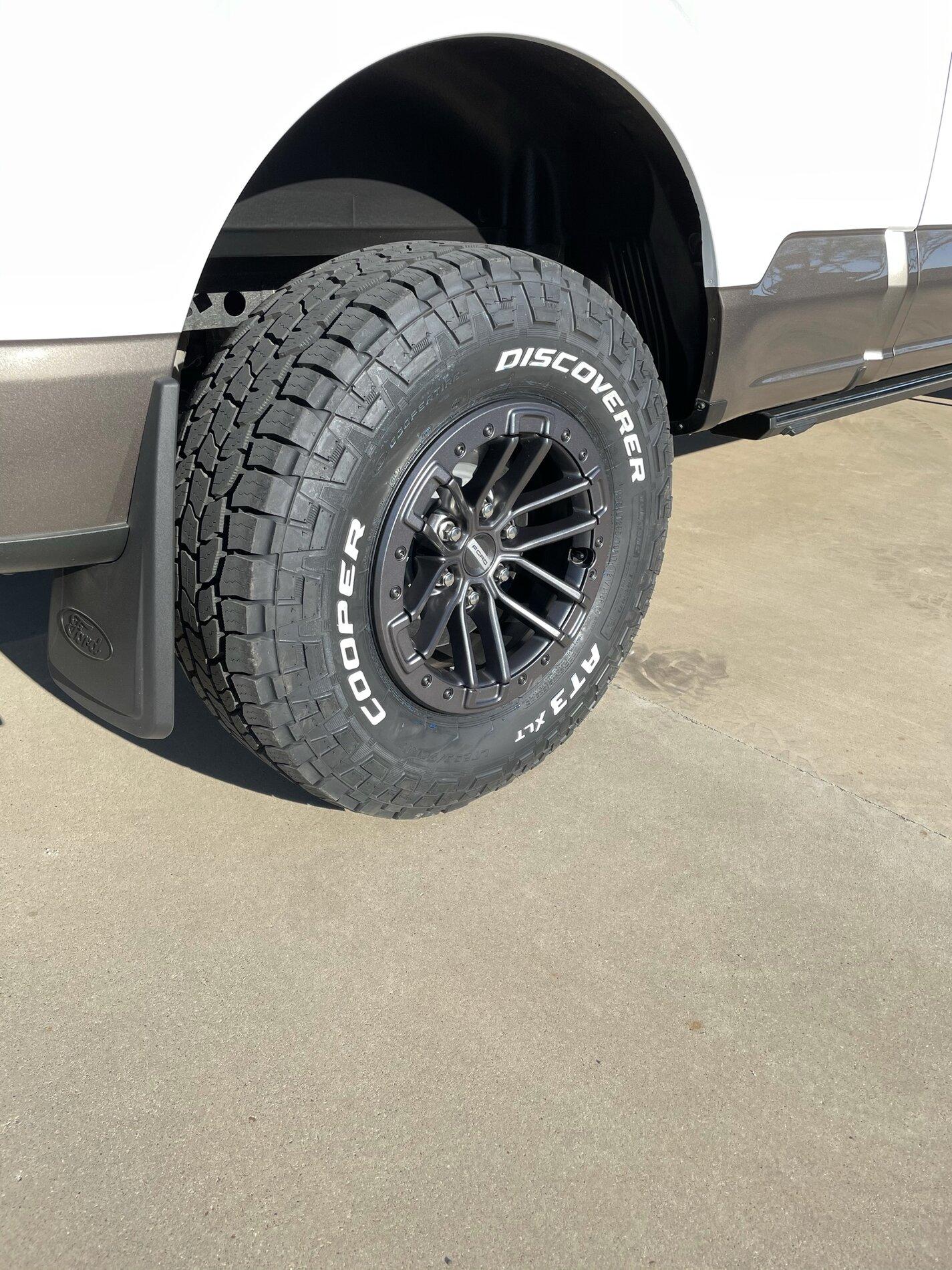 Ford F-150 More 17s on Raptor wheels C2B1F745-BE65-4A99-A007-9F14D715AC0A