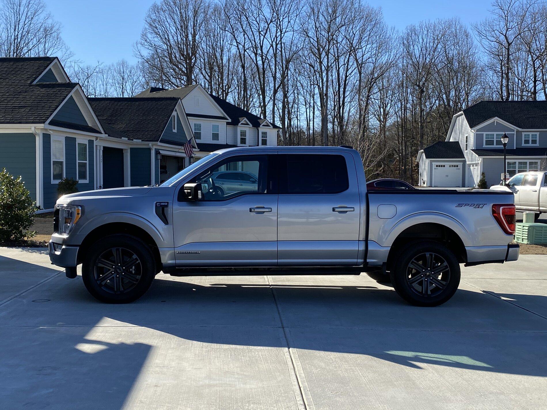 Ford F-150 ICONIC SILVER F-150 (2021+) Club C2FD0A8A-D06C-4C67-8894-3B776C7834E2