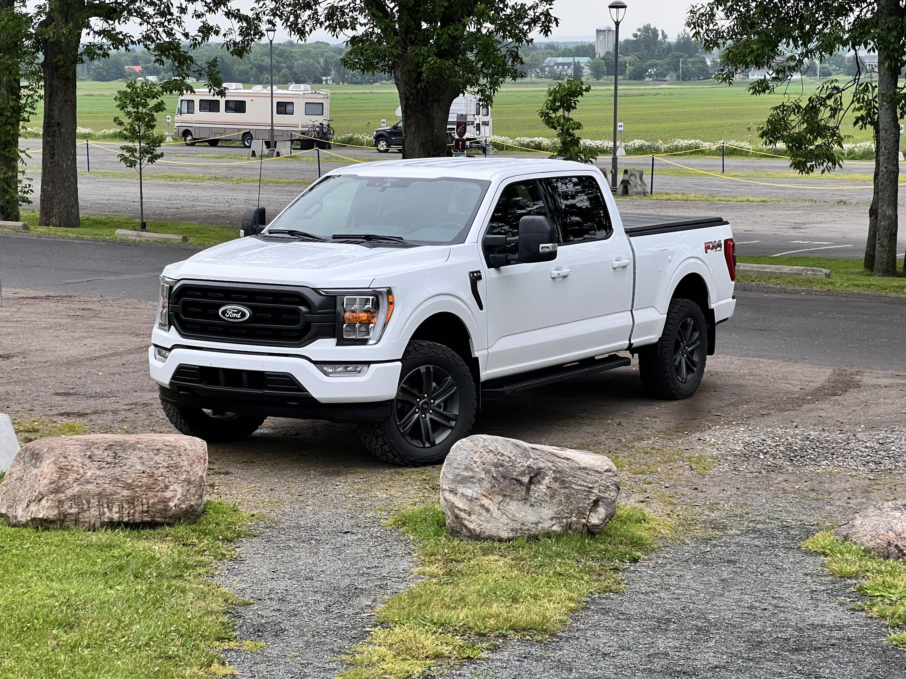 Ford F-150 OXFORD WHITE F-150 (2021+) Club C5EA092F-1662-40C7-ACDE-E0082521AE9E