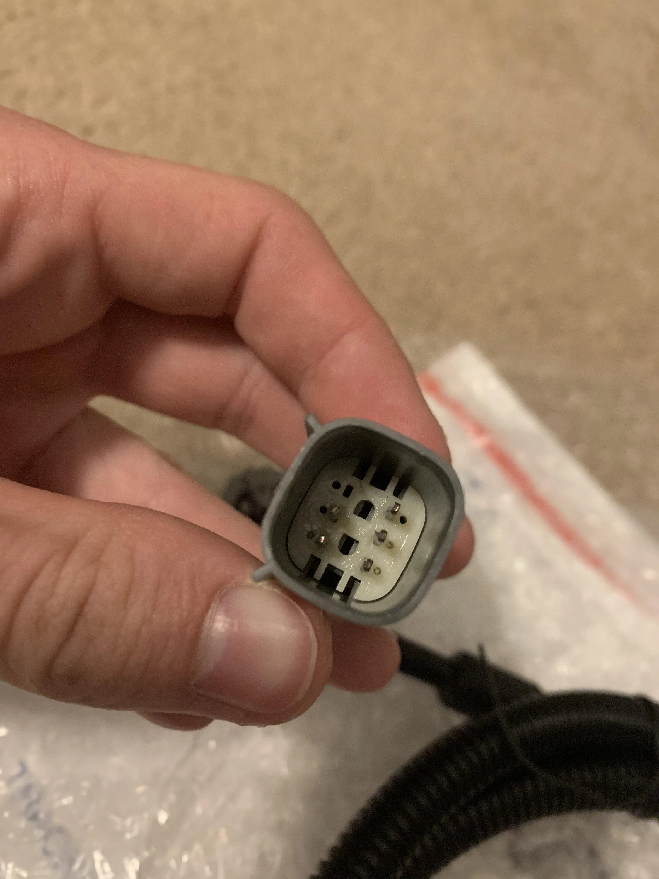 Ford F-150 Taillight Power adapter C67C2A69-E2AC-4AF6-9BA0-A95286D1D14B