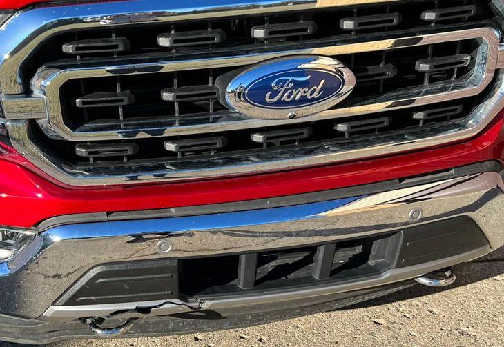 Ford F-150 Front bumper Capture.JPG