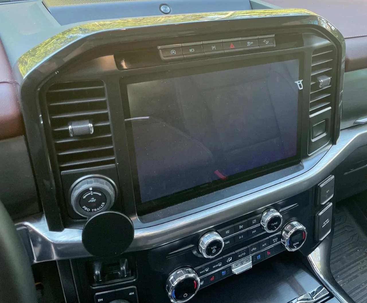 Ford F-150 2021 Lariat long wheelbase.. d