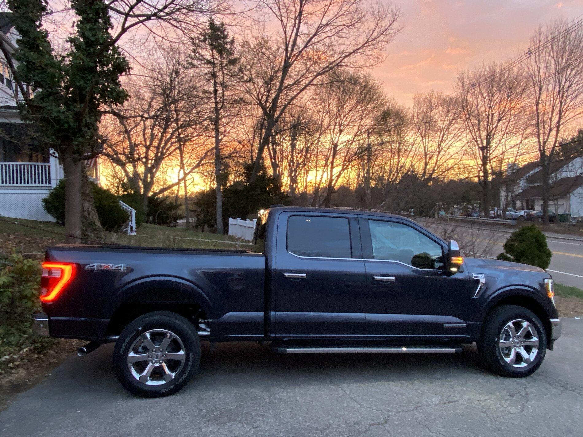 Ford F-150 ? F-150 LARIAT Lounge ? D3DFAED7-78BE-4AA7-8F18-E3248AA953A6