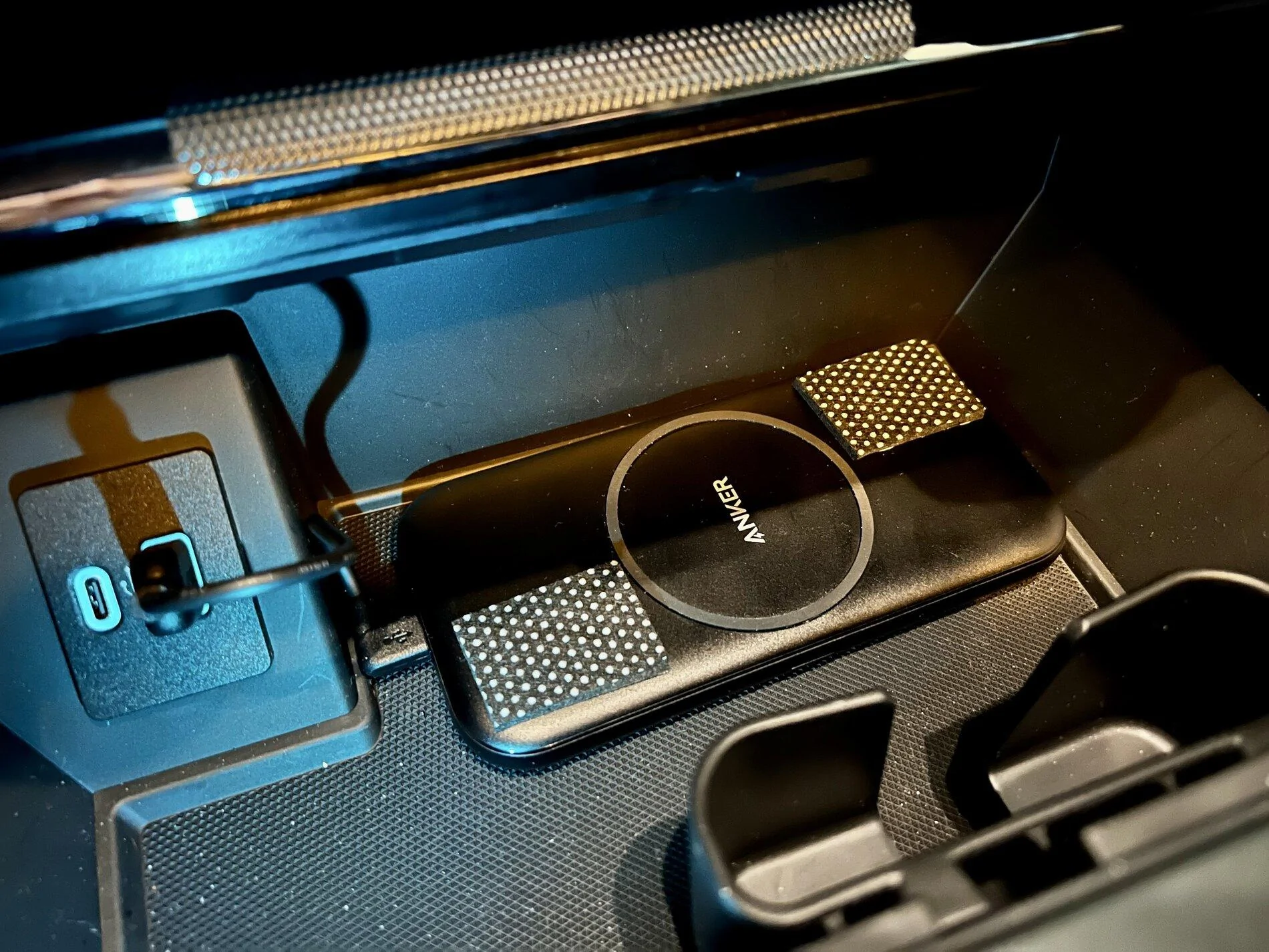 Ford F-150 Wireless Phone Charging for Lariat and Below Models D6A2F79E-CBBC-41AE-AA58-538E702FFD0D