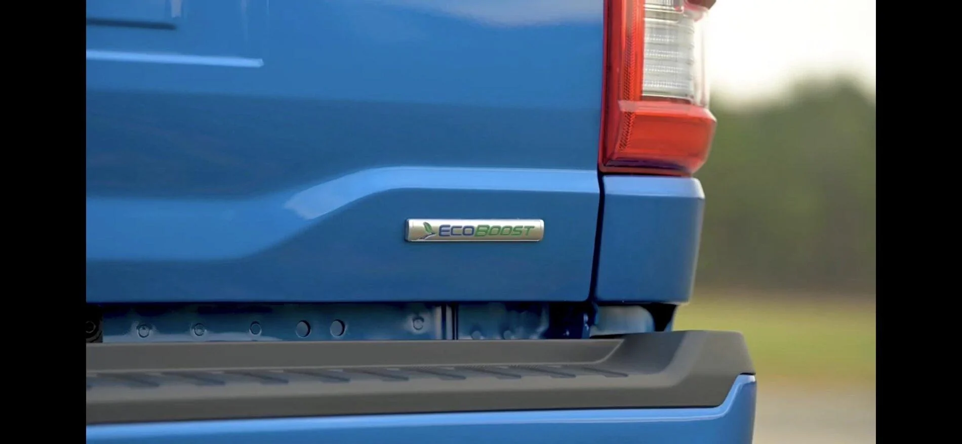 Ford F-150 VELOCITY BLUE F-150 (2021+) Club DAABB628-7FCF-418E-92CB-B0377ED045D5
