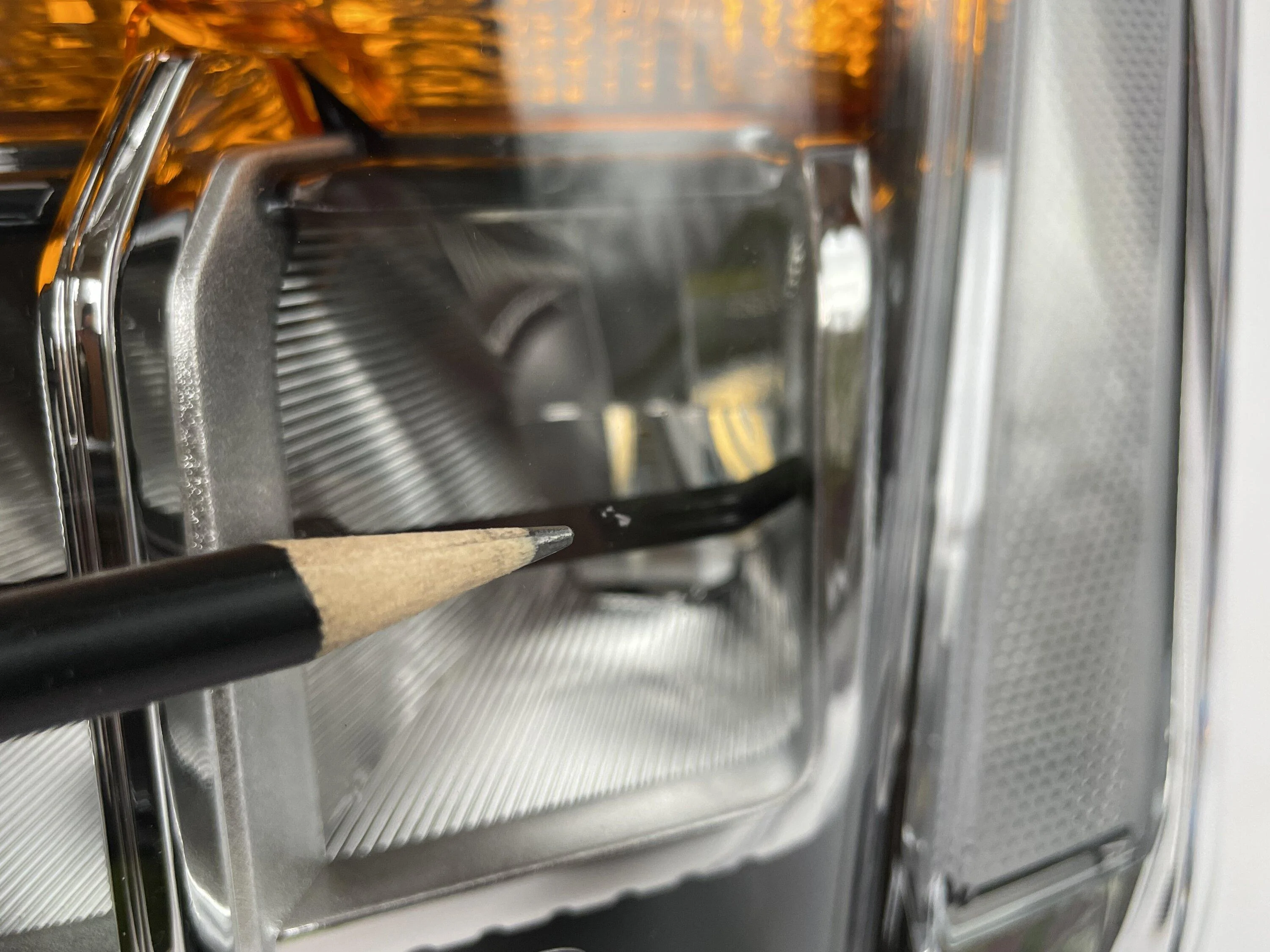 Ford F-150 OEM Quad Beam LED Headlight Set DC3C24E8-8CCD-427E-B635-1878DD7CB977