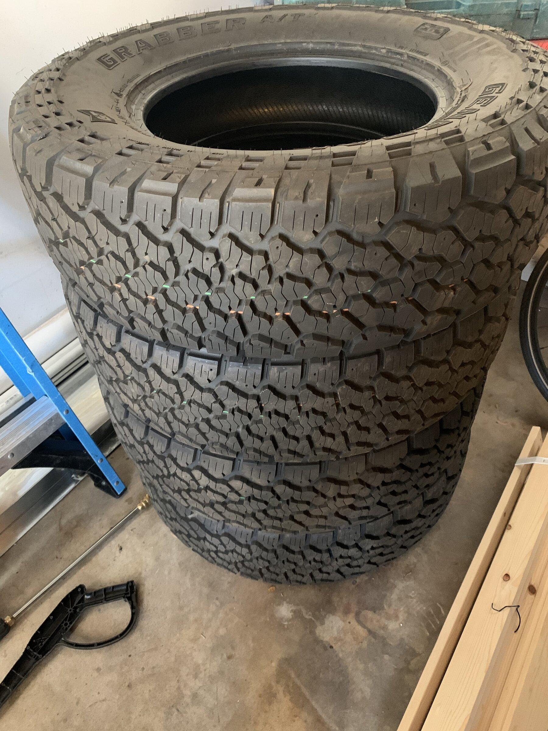Ford F-150 2022 Tremor F-150 Takeoffs DC9A1A91-B5A5-48B0-AE15-4AF01F7EFEAD