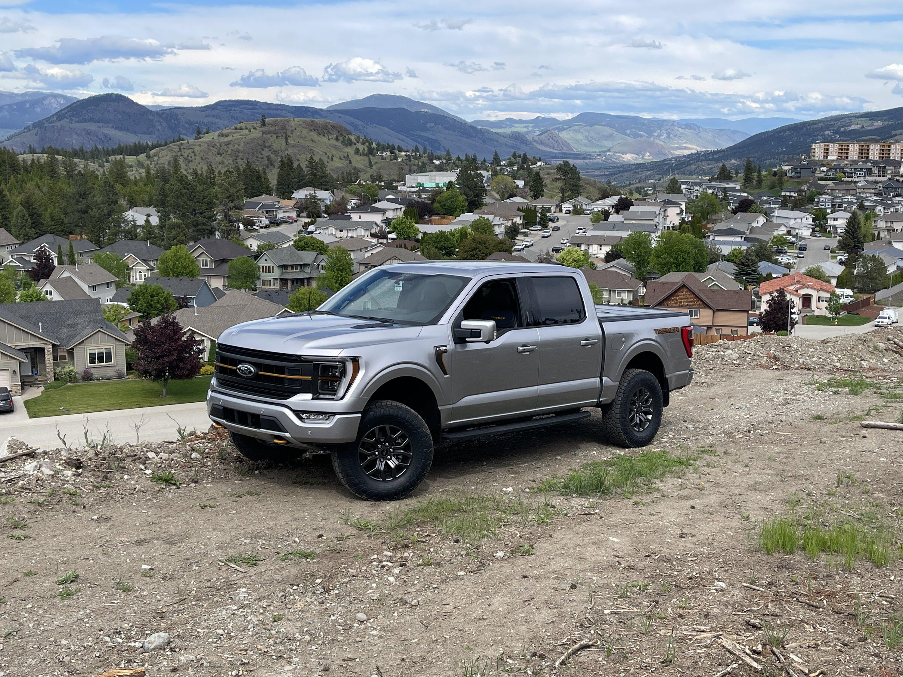 Ford F-150 ICONIC SILVER F-150 (2021+) Club DE249C4F-402C-4726-B5D1-93538CA5745D