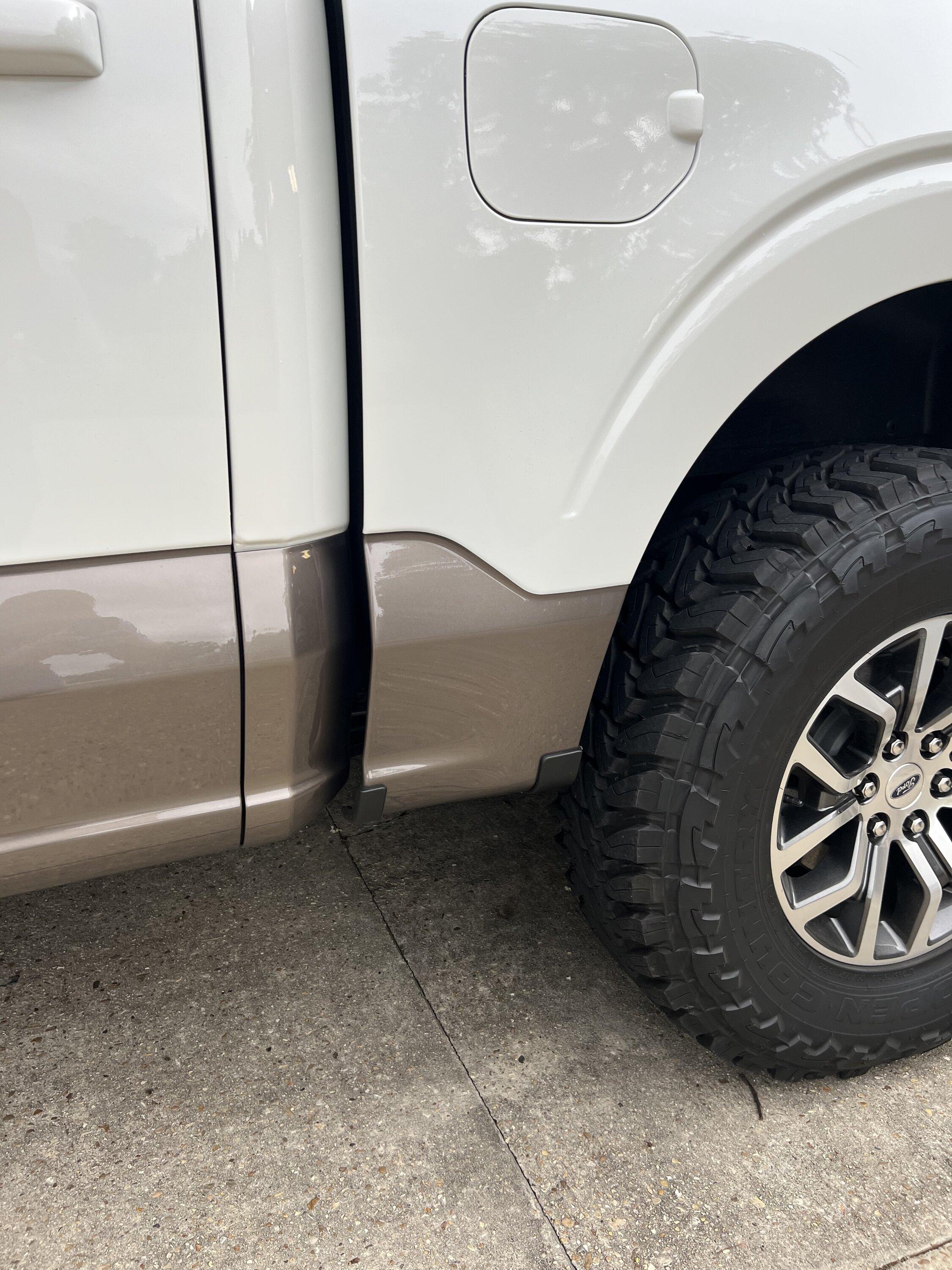 Ford F-150 2022 White/tan- 2.5” level w/ 35” Toyo Mt DED686C9-A50C-4A79-9135-7DBA2C12F011