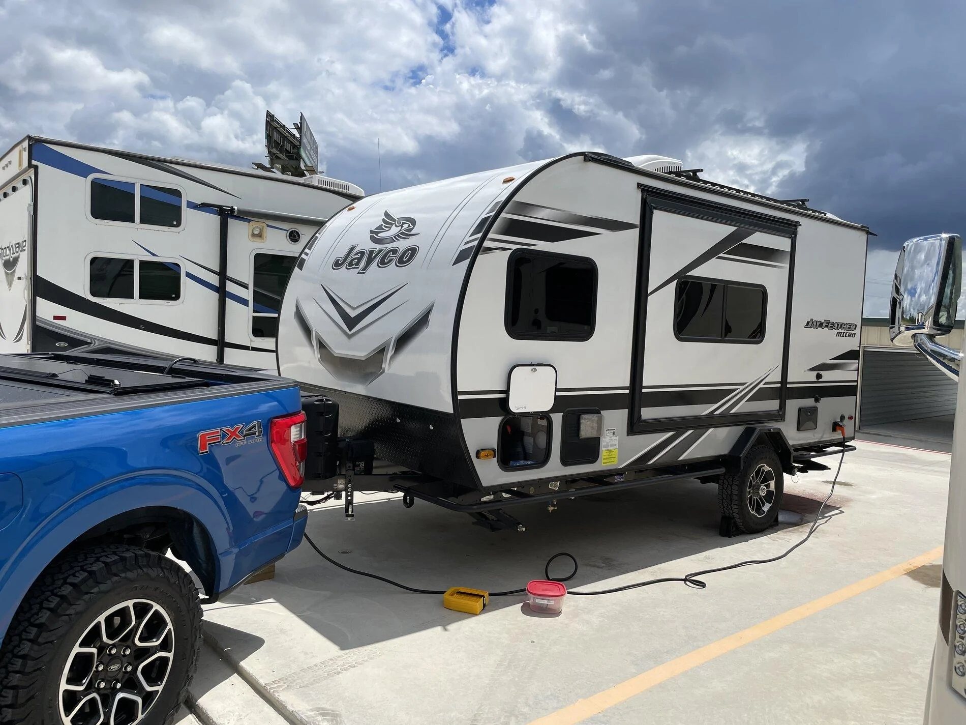 Ford F-150 What did you do TO your F-150 today? 🙋🏻‍♂️ E0BEB6DE-6520-4424-B93F-E596C53DC222