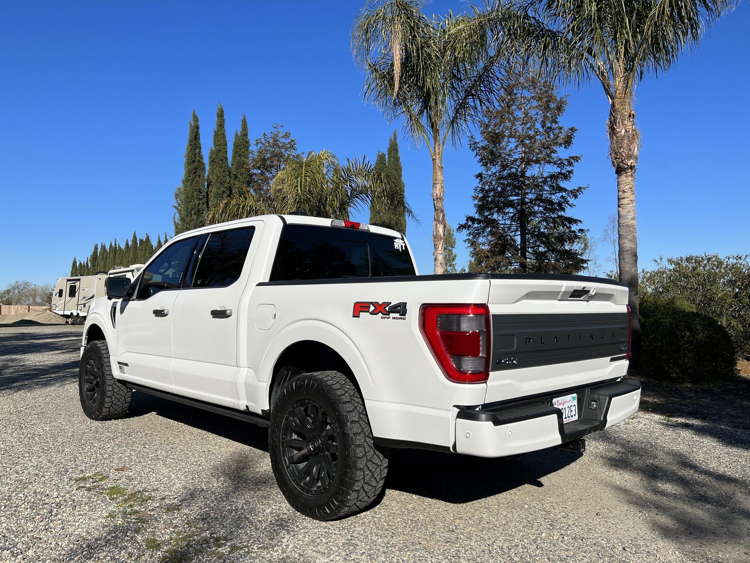 Ford F-150 2021 F150 Platinum Chrome Delete: Gun metal gray E24787CA-43A8-40CE-8B21-783CDFAD873B