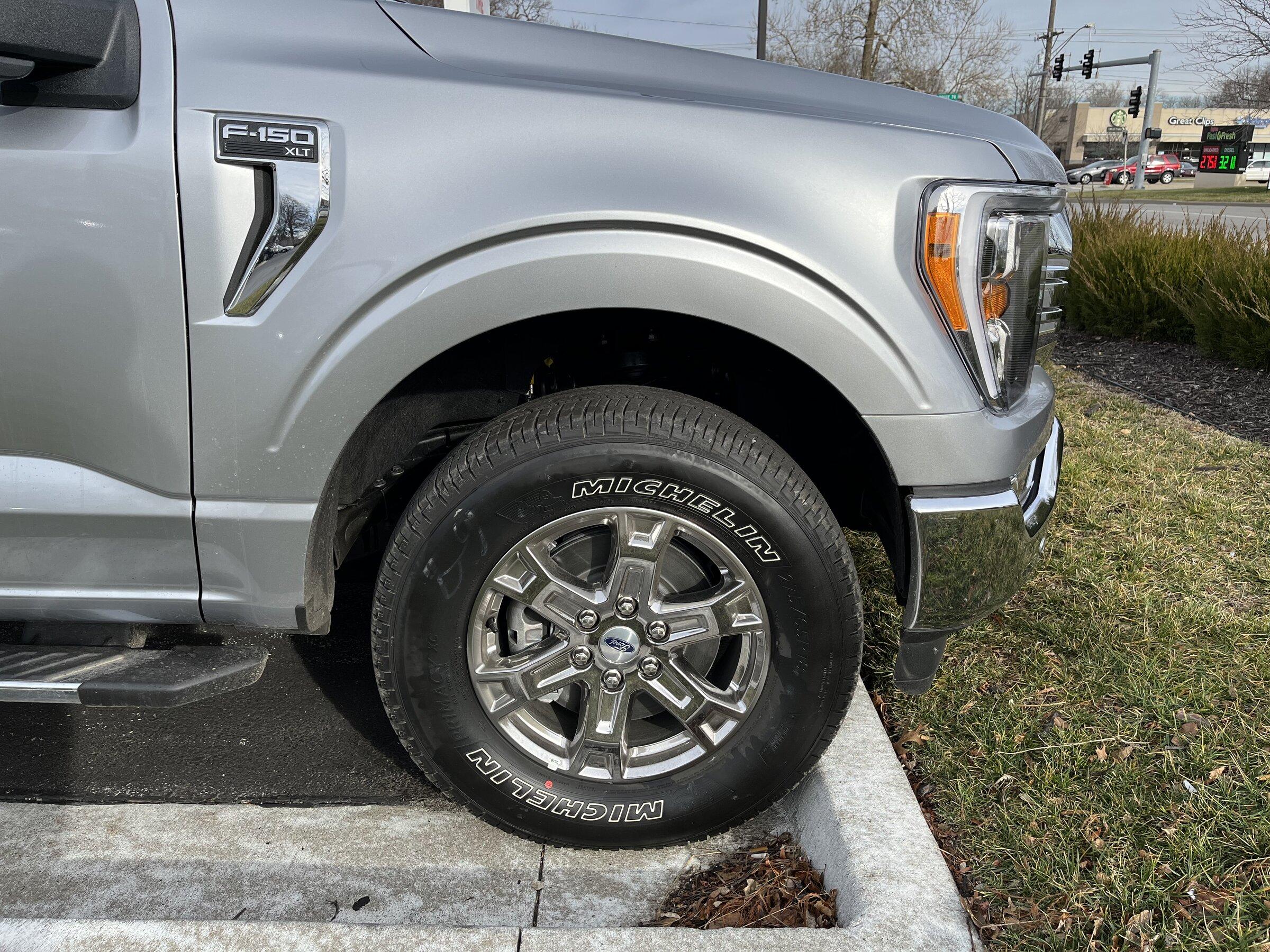 Ford F-150 Factory Wheels with Aftermarket Tire Thread E32227B2-DD95-4216-81AF-2136B2842210