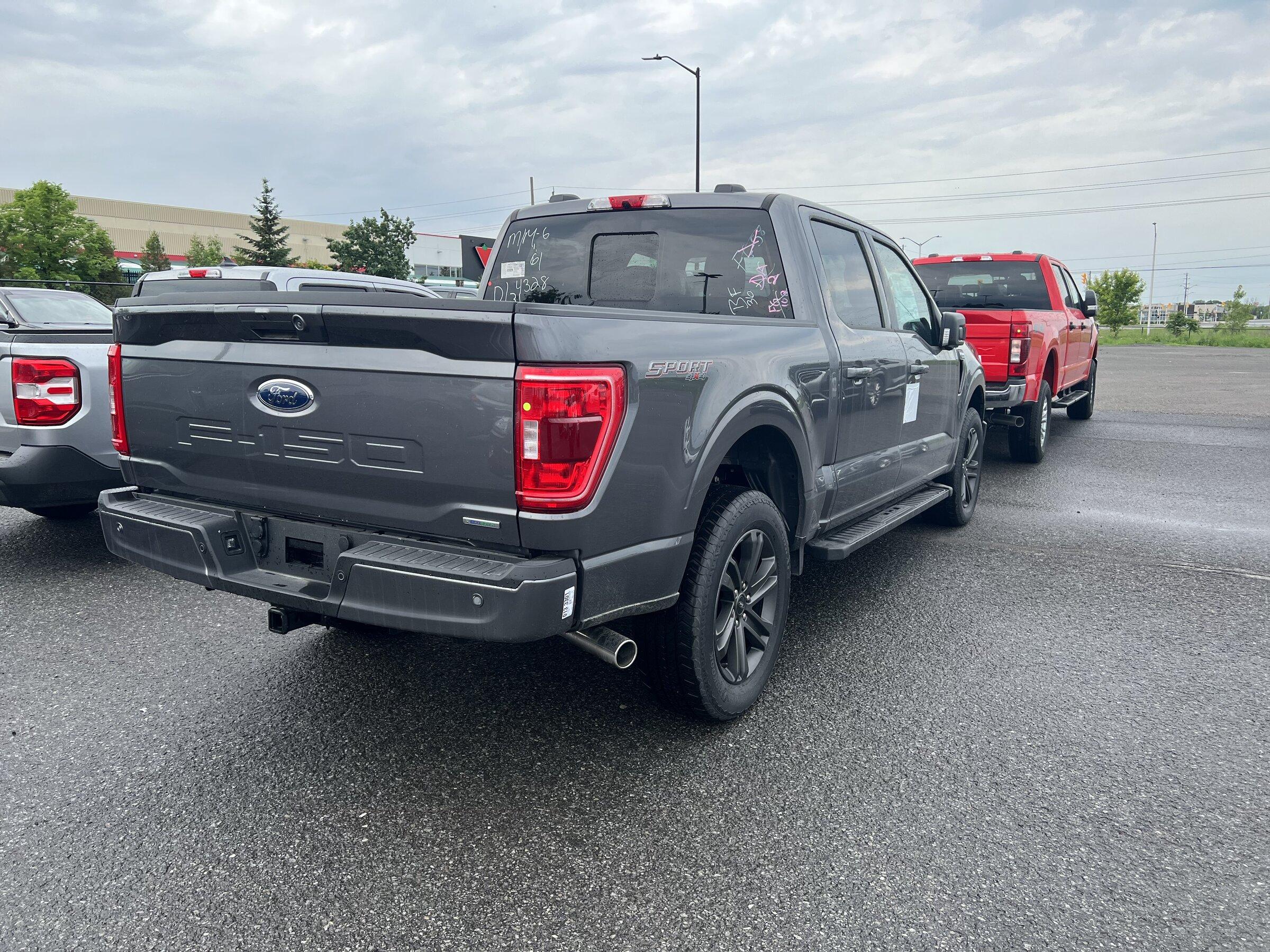 Ford F-150 01/10/22 Build Week Club E7B48937-8331-4EE6-A850-F58B5368D182