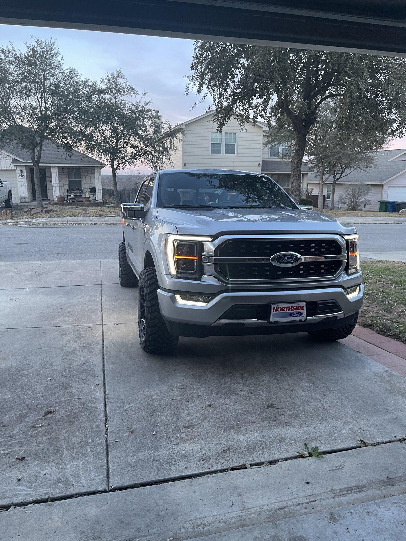 Ford F-150 2021 Platinum on 20x10s + 2 inch leveling kit E87C4782-FA79-4B56-A300-37616A7D1093