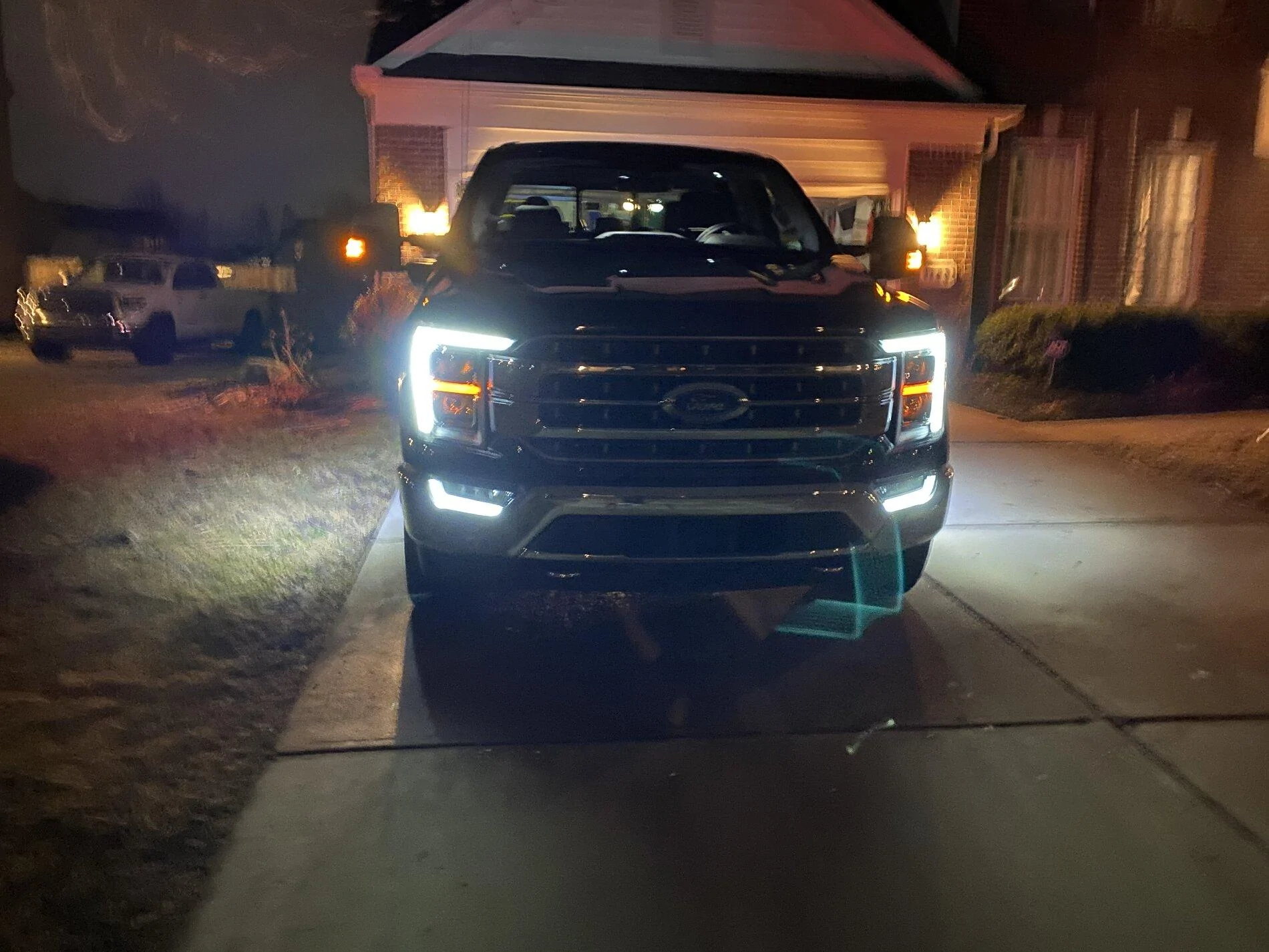 Ford F-150 ? F-150 LARIAT Lounge ? E8F21DB4-3DCE-4C3C-A79F-9164E2E4D67E