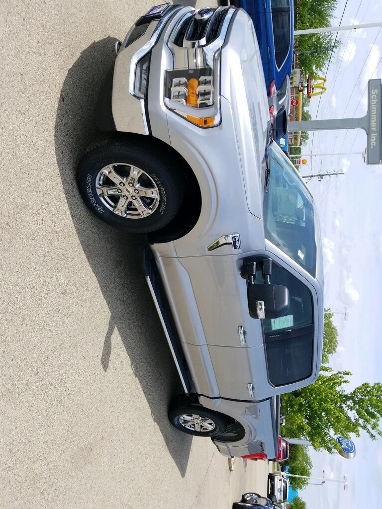 Ford F-150 ICONIC SILVER F-150 (2021+) Club ECD3690E-A7F6-4D00-82E0-EDBEBF59C2E4