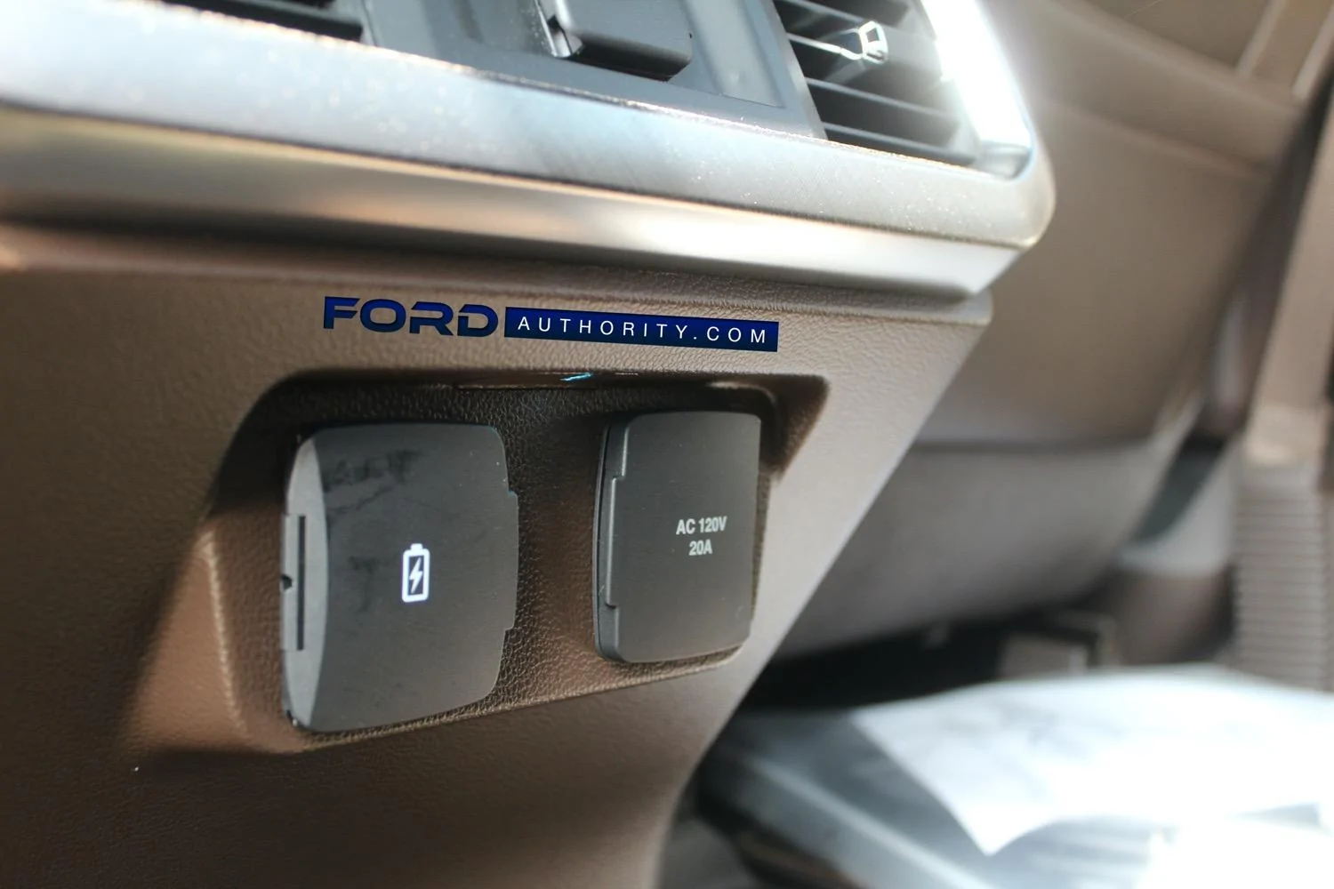 Ford F-150 KING RANCH Interior Photos and Videos (2021+ F-150 -- 14th Gen) econd-row-006-center-console-120v-power-outlet-jpg