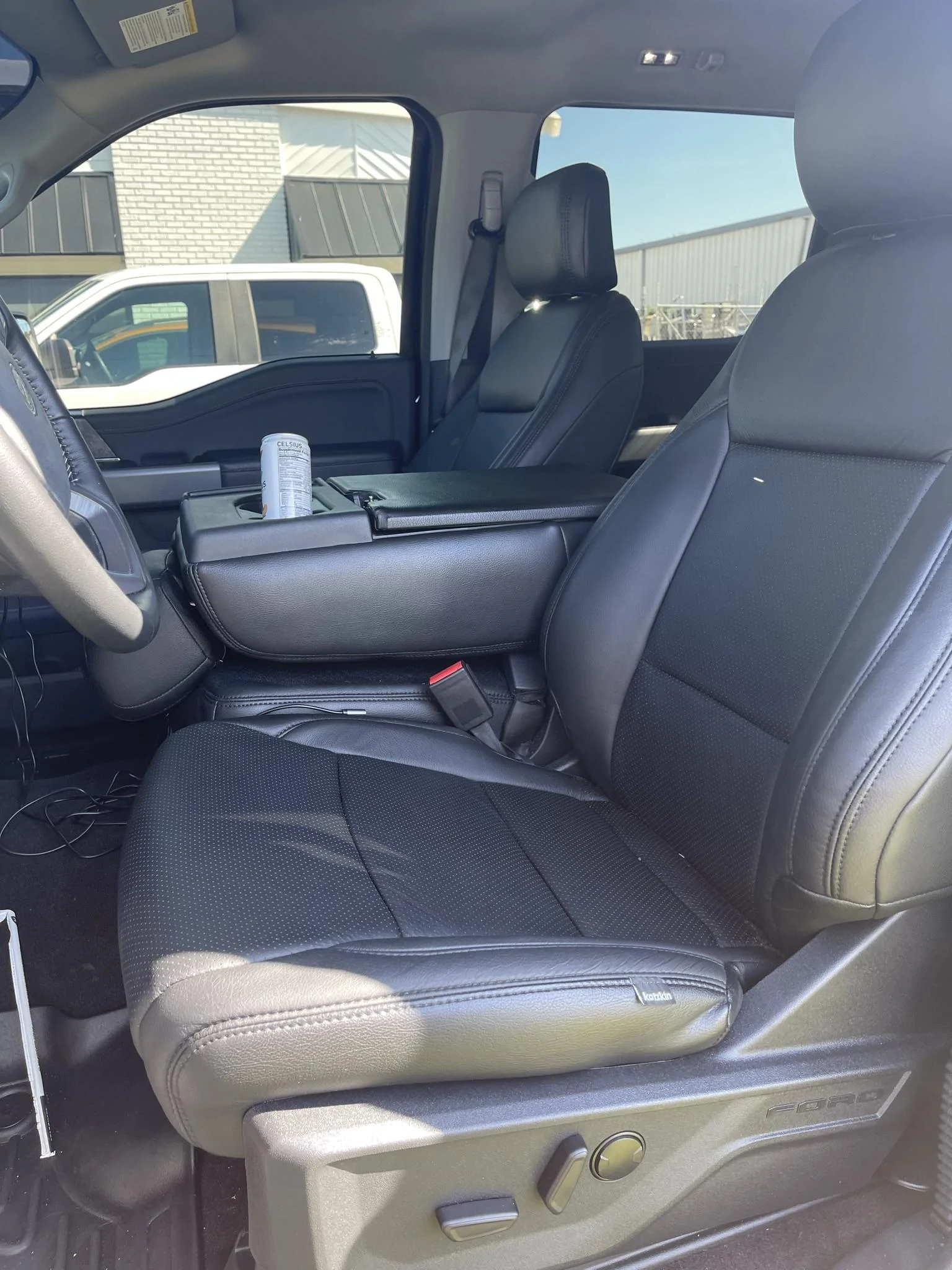 Ford F-150 Leather seats in an XLT ED936EB9-7D69-40A7-94BD-55ABB47355D7