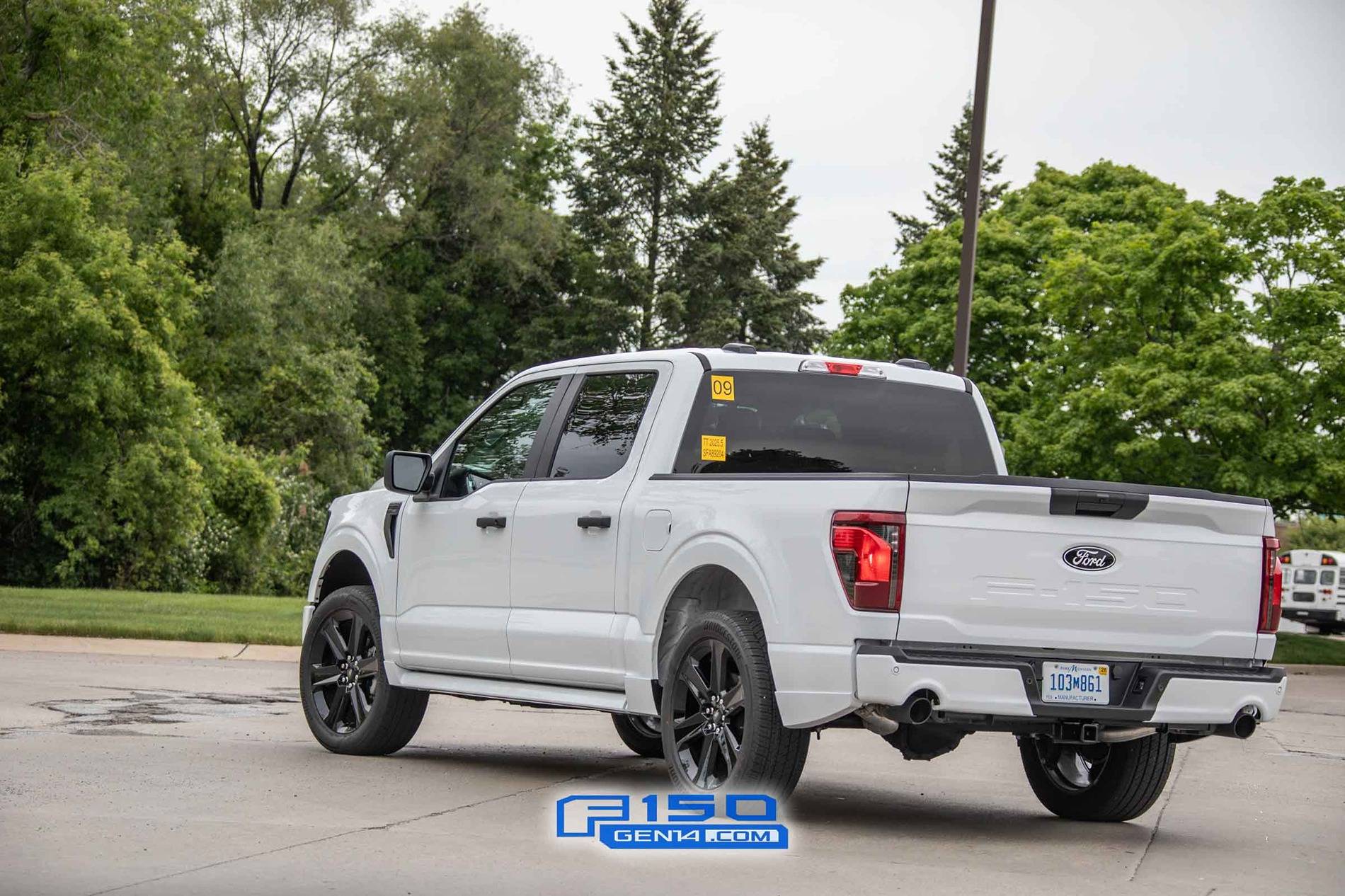 Ford F-150 F-150 Lobo fully revealed! F-150Lobo.und12.KGP