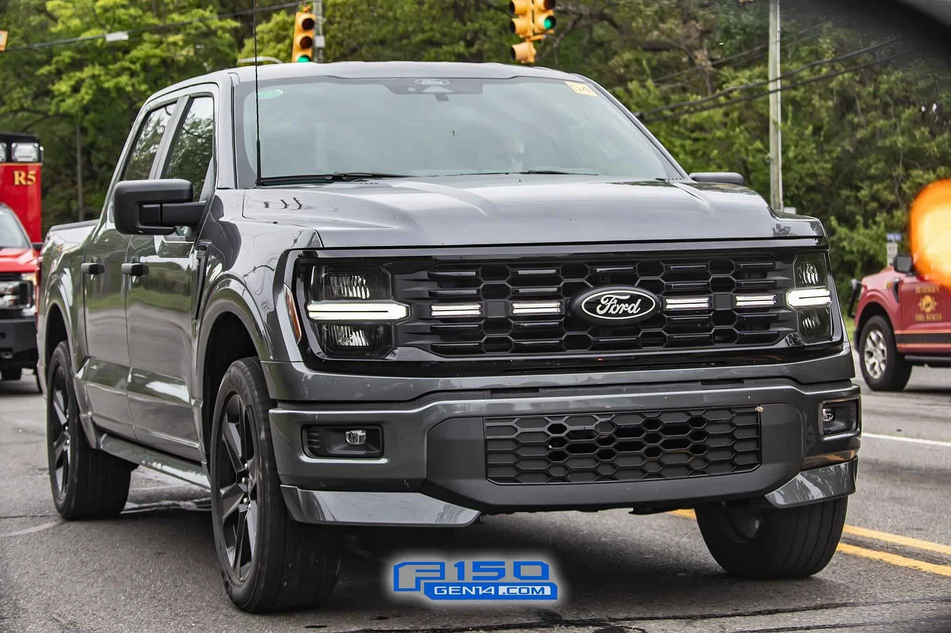Ford F-150 F-150 Lobo fully revealed! F-150Lobo.undg02.KGP