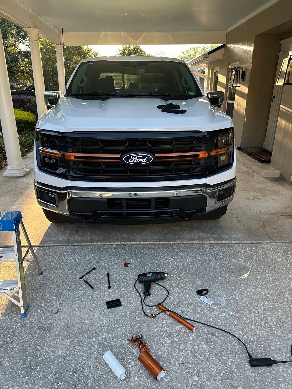 Ford F-150 Lariat grill vinyl mod (tremor-like) f150