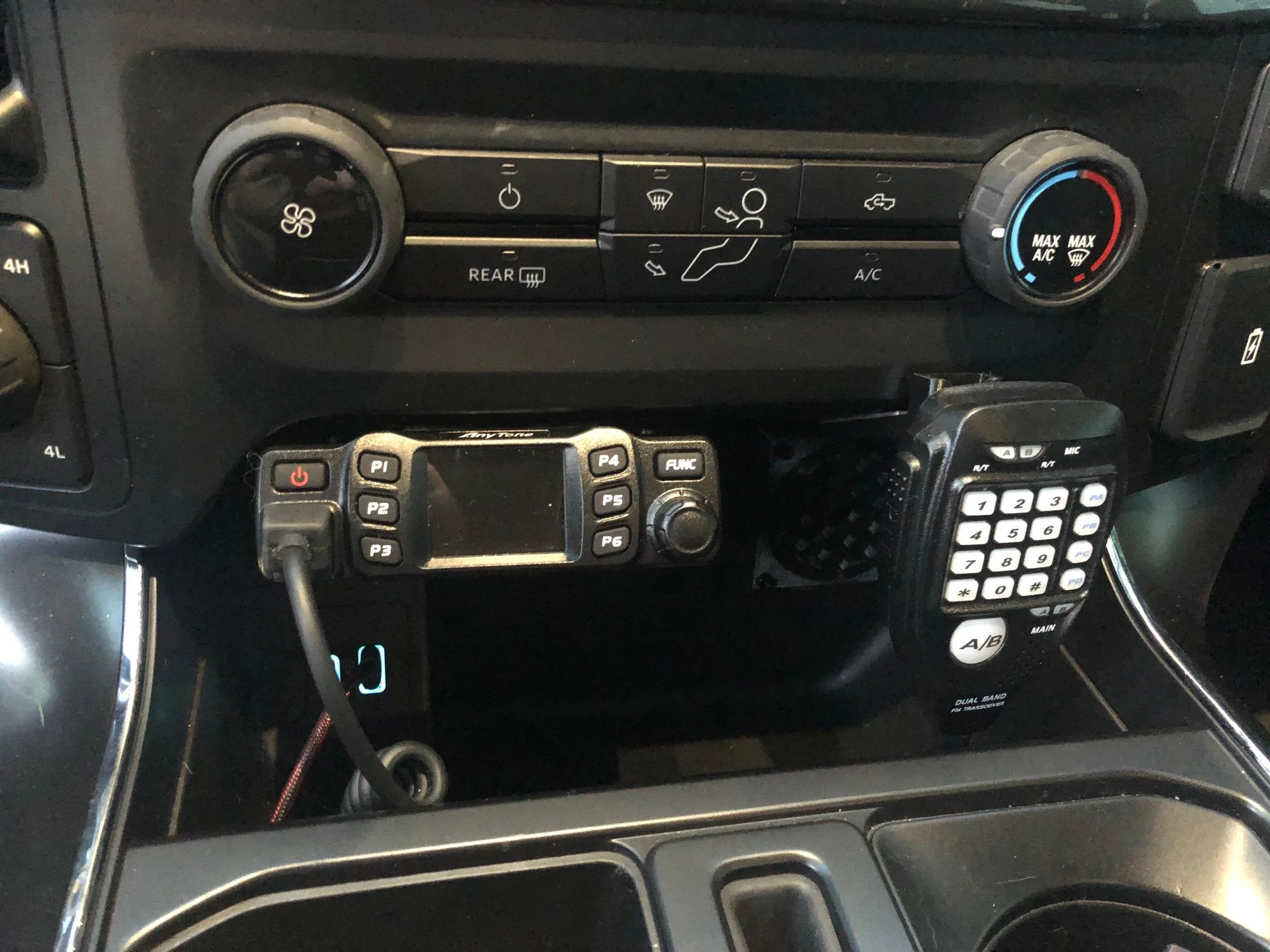Ford F-150 Mounted my 2M/ 70CM radio head f150