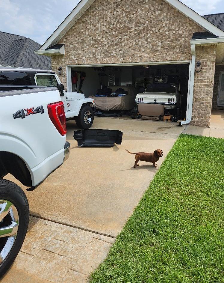 F150garage.jpg