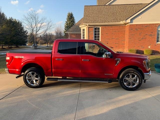 Ford F-150 ? F-150 LARIAT Lounge ? F150SideView